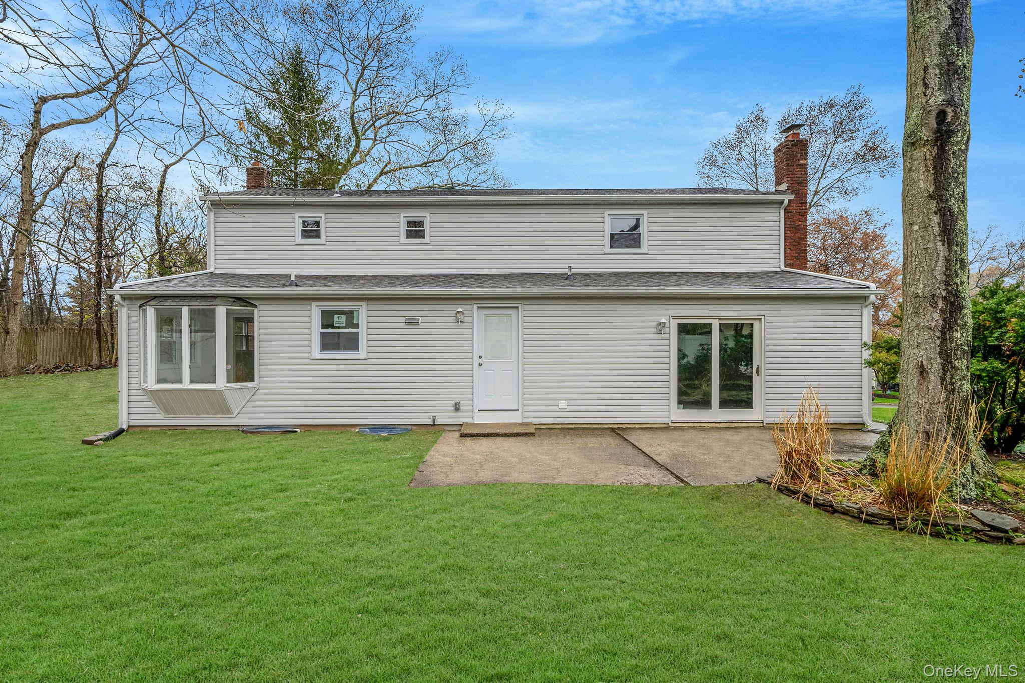 #5 photo, 22 Pantzer Street, サフォーク郡 Smithtown , NY 11787