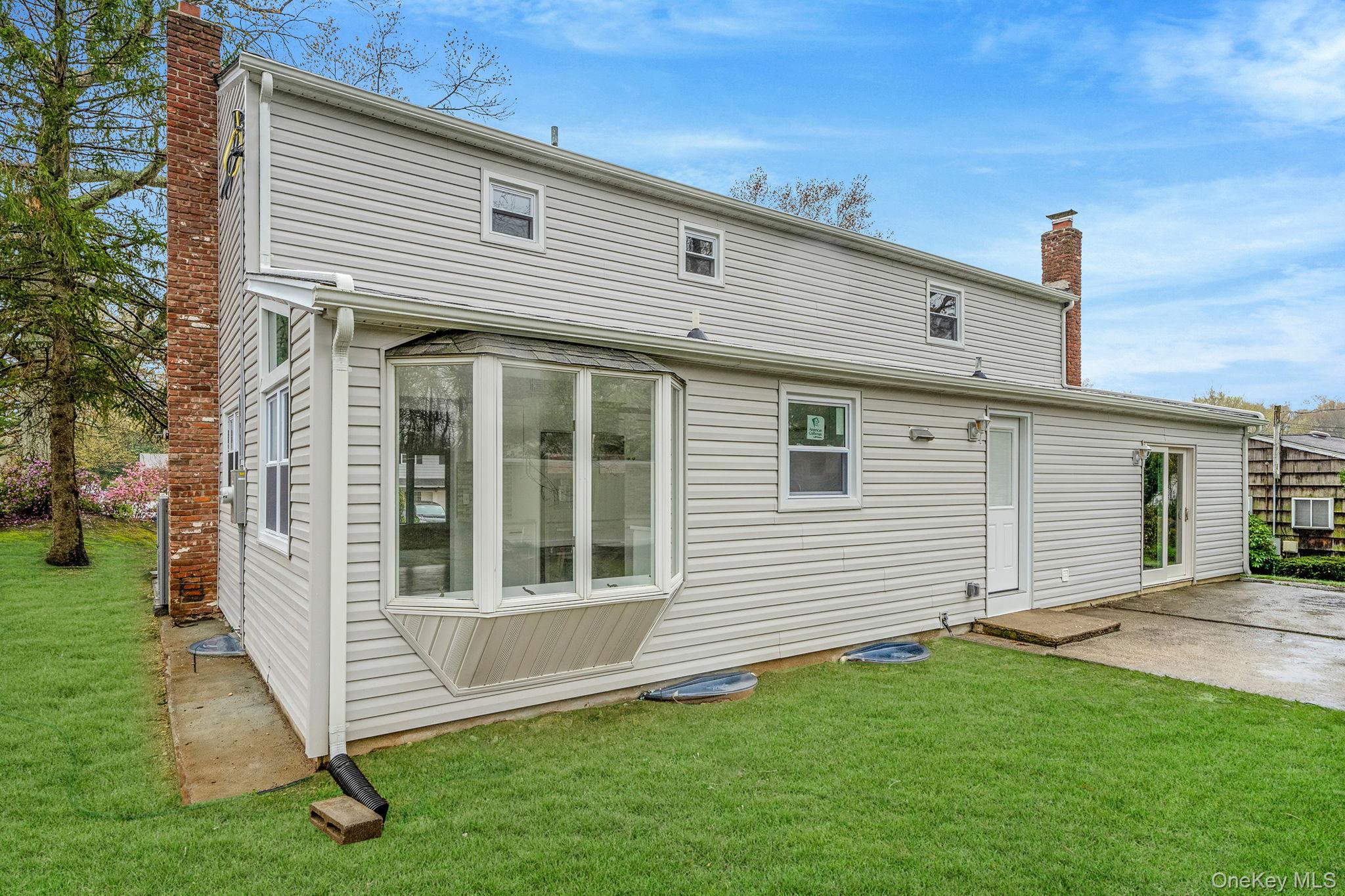 #6 photo, 22 Pantzer Street, サフォーク郡 Smithtown , NY 11787