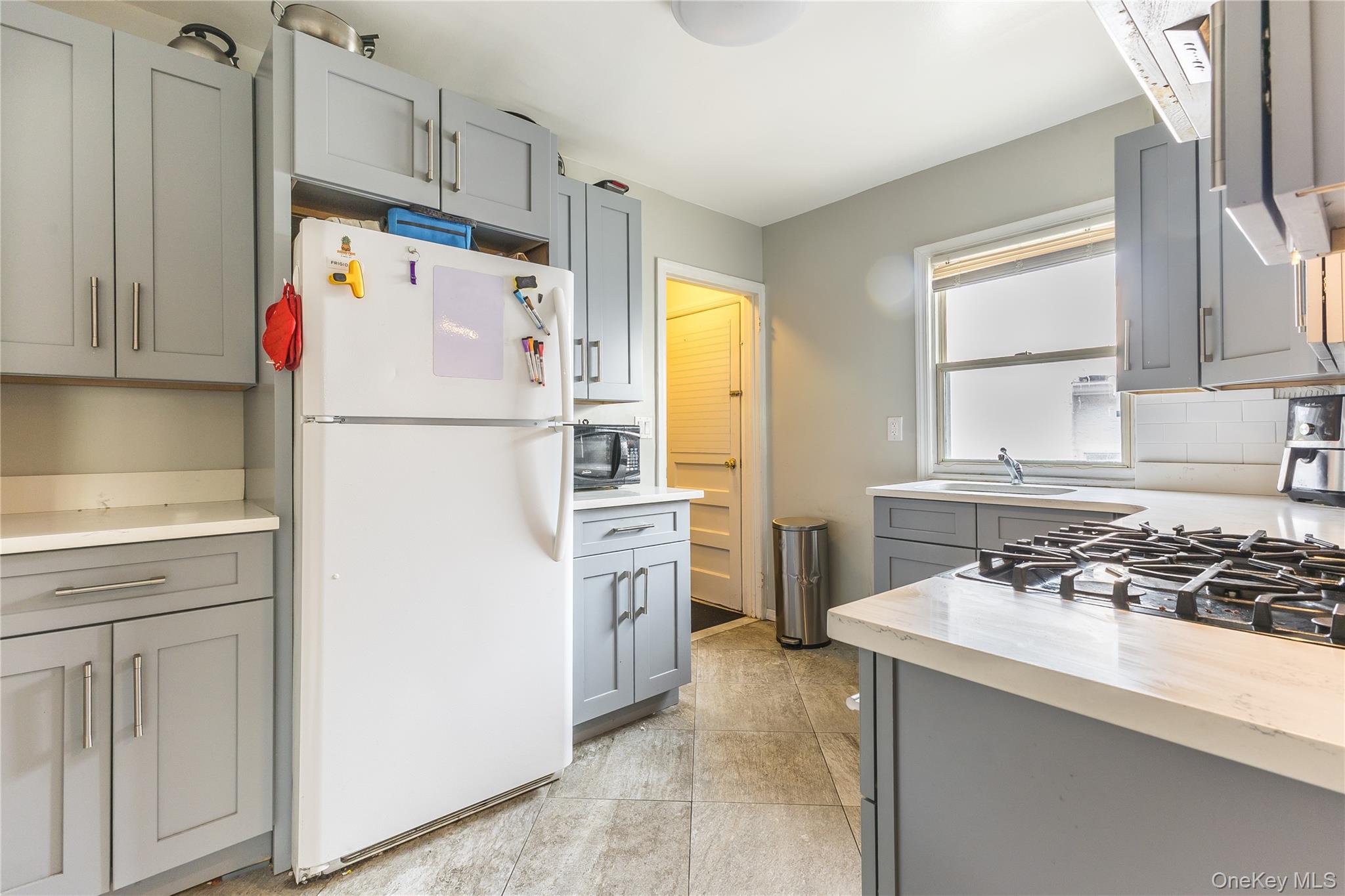 #6 photo, 80-15 168th Street, Jamaica Estates , NY 11432