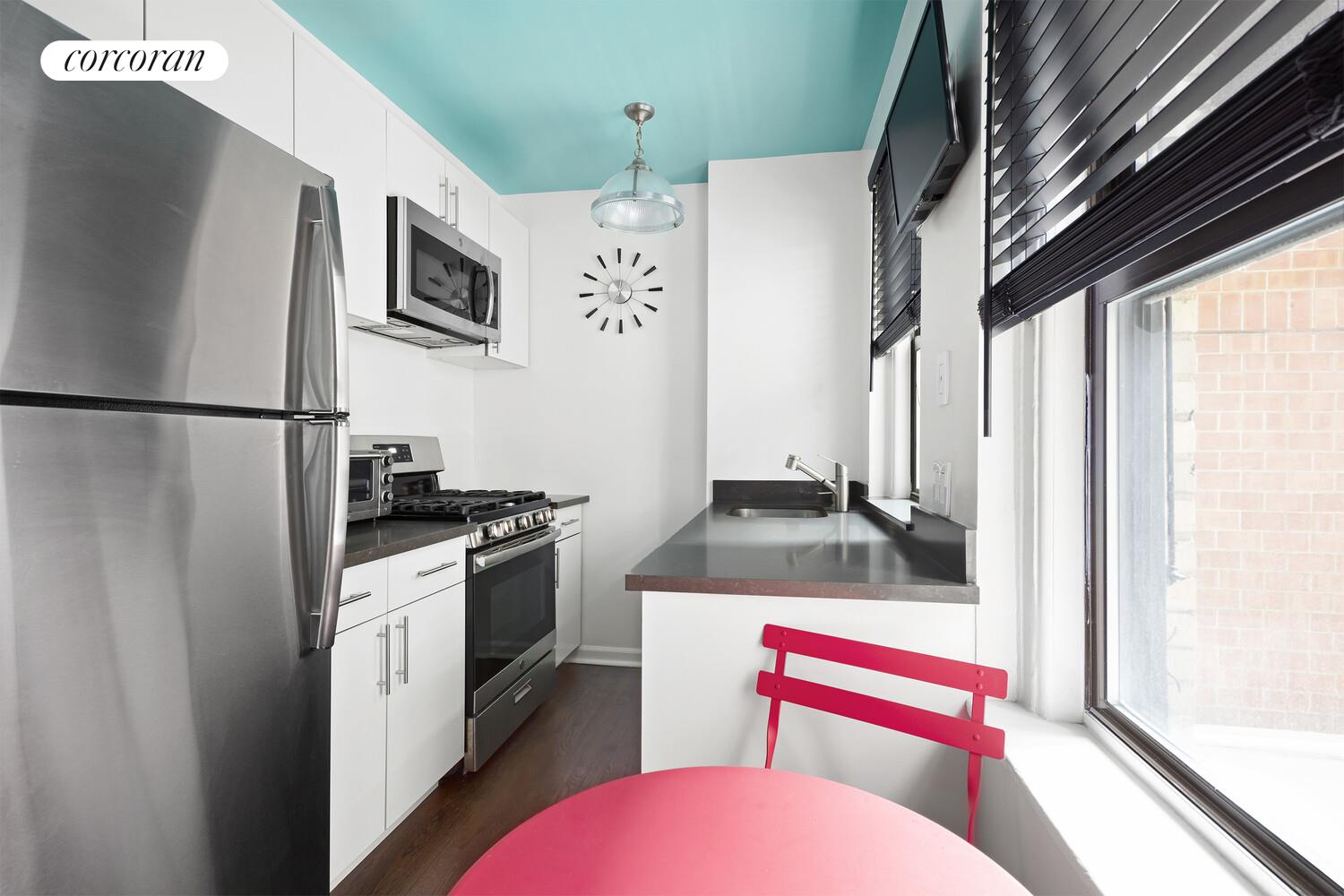 #6 photo, 170 E 78TH Street, Lenox Hill , NY 10075