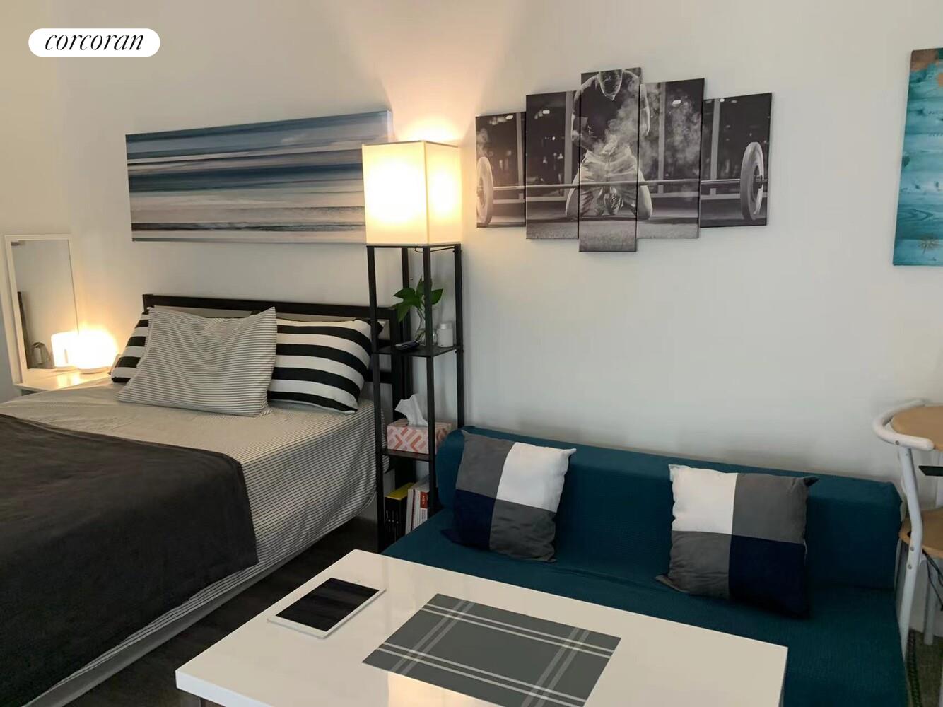 #1 photo, New York City, マンハッタン Hells Kitchen , NY 10019