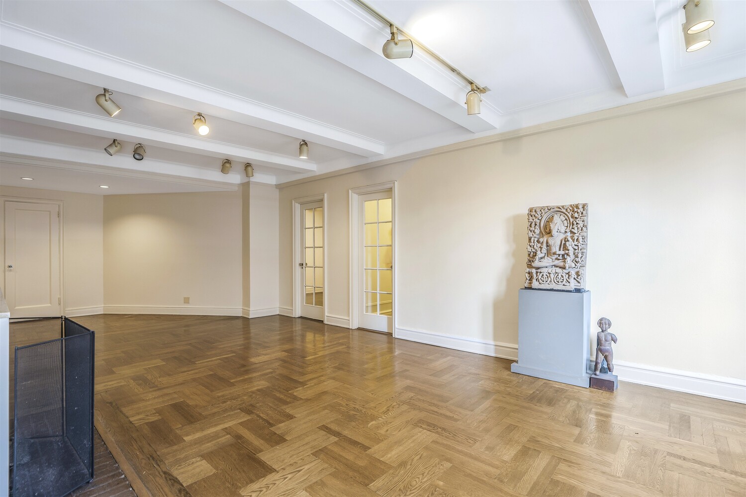 #13 photo, 70 E 96TH Street, Carnegie Hill , NY 10128