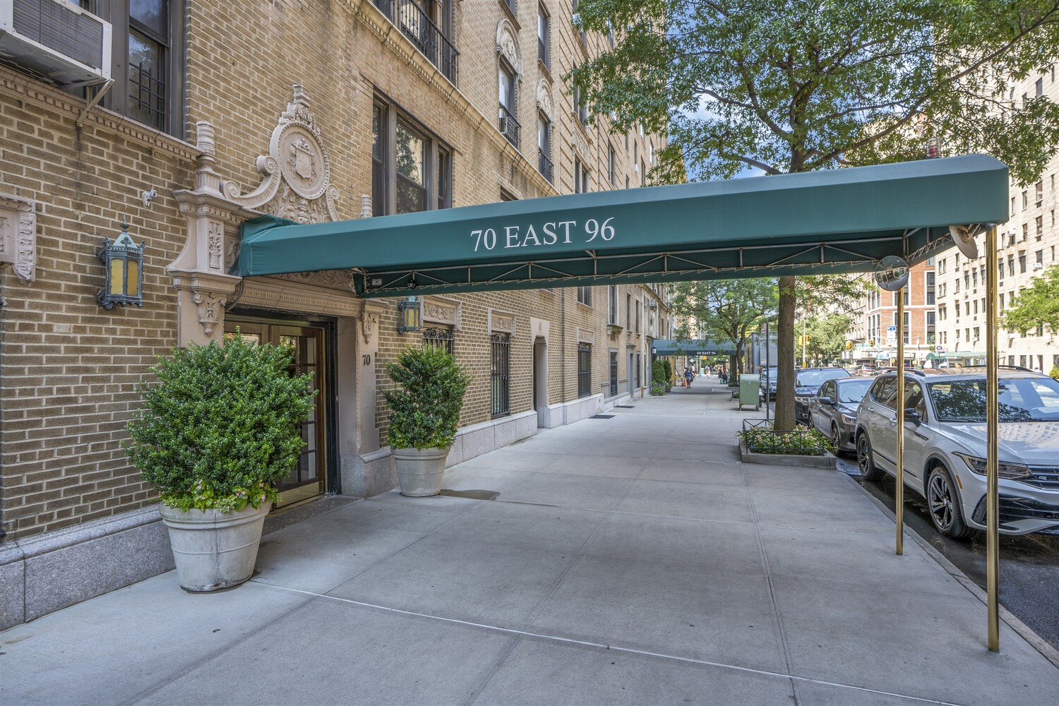 #19 photo, 70 E 96TH Street, Carnegie Hill , NY 10128