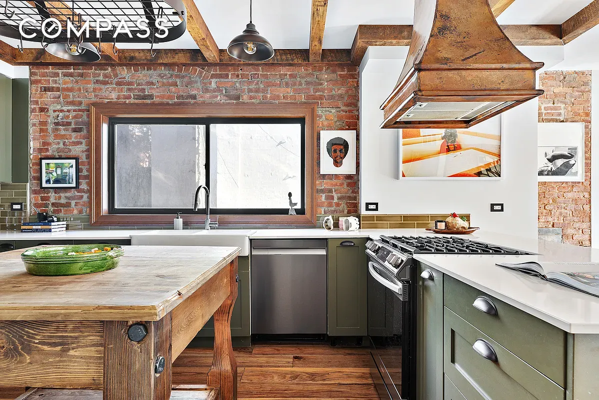 #1 photo, 115 Allen Street, مانهاتن Lower East Side , NY 10002