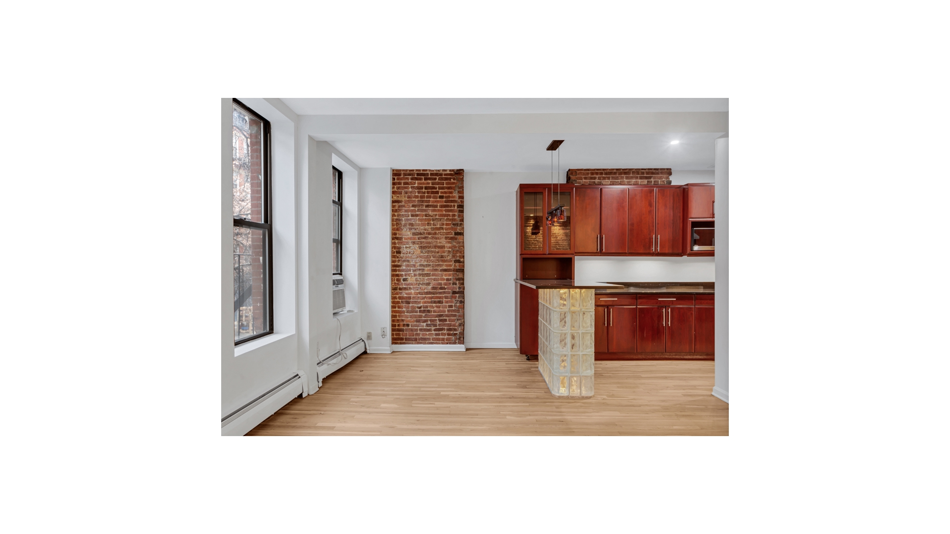 #12 photo, 533 E 13TH Street, مانهاتن East Village , NY 10009