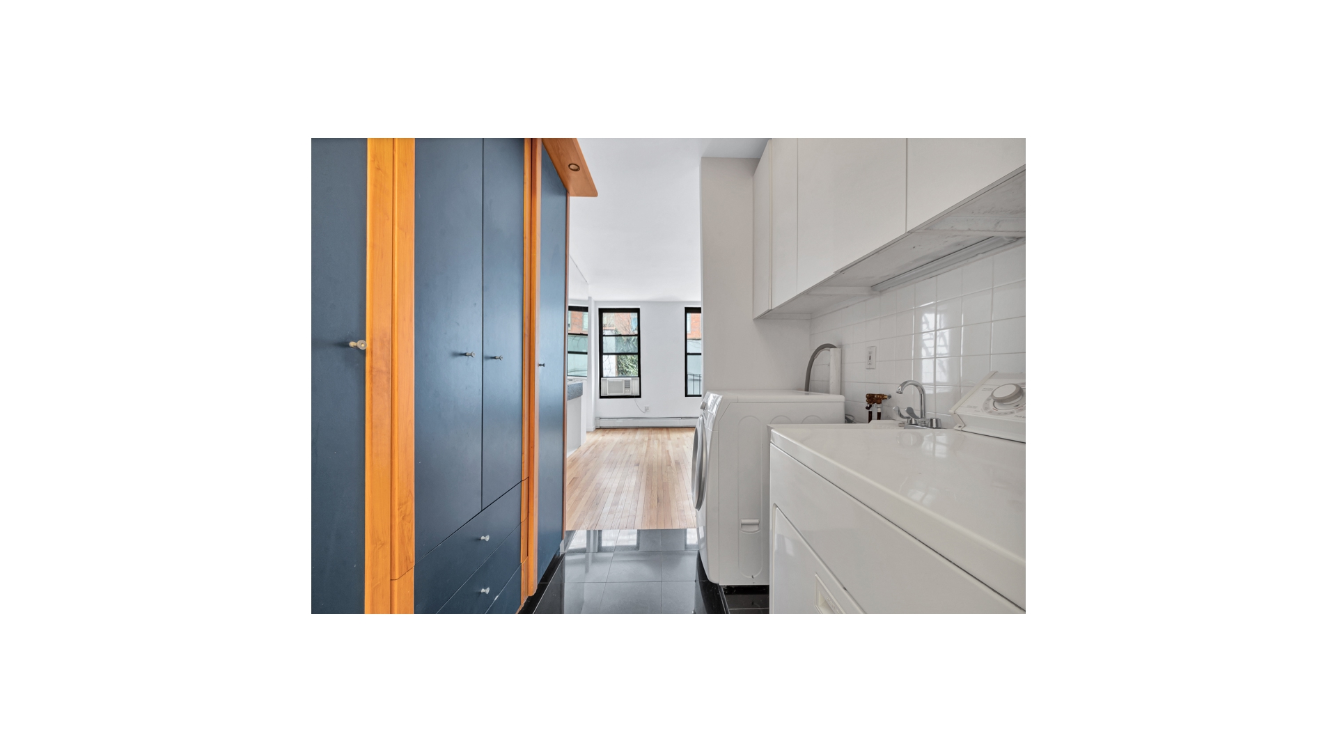 #19 photo, 533 E 13TH Street, مانهاتن East Village , NY 10009