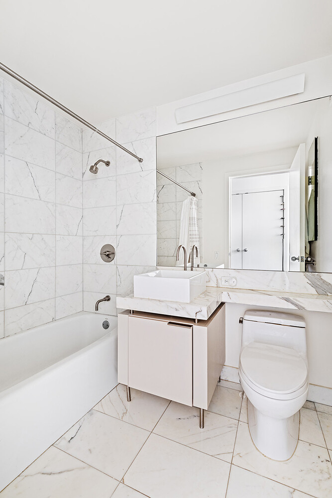 #11 photo, 250 E 53RD Street, Turtle Bay , NY 10022