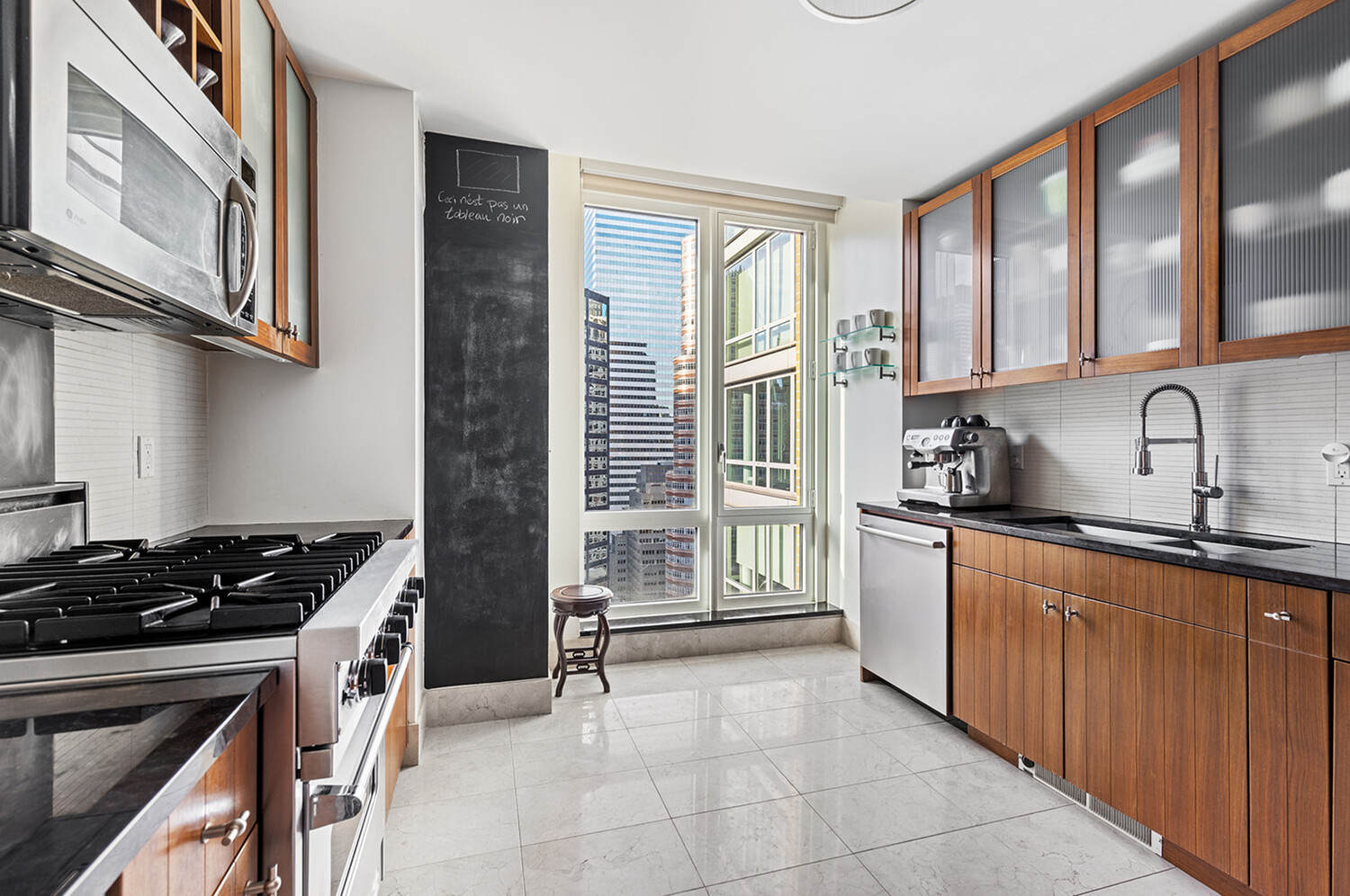 #5 photo, 250 E 53RD Street, Turtle Bay , NY 10022