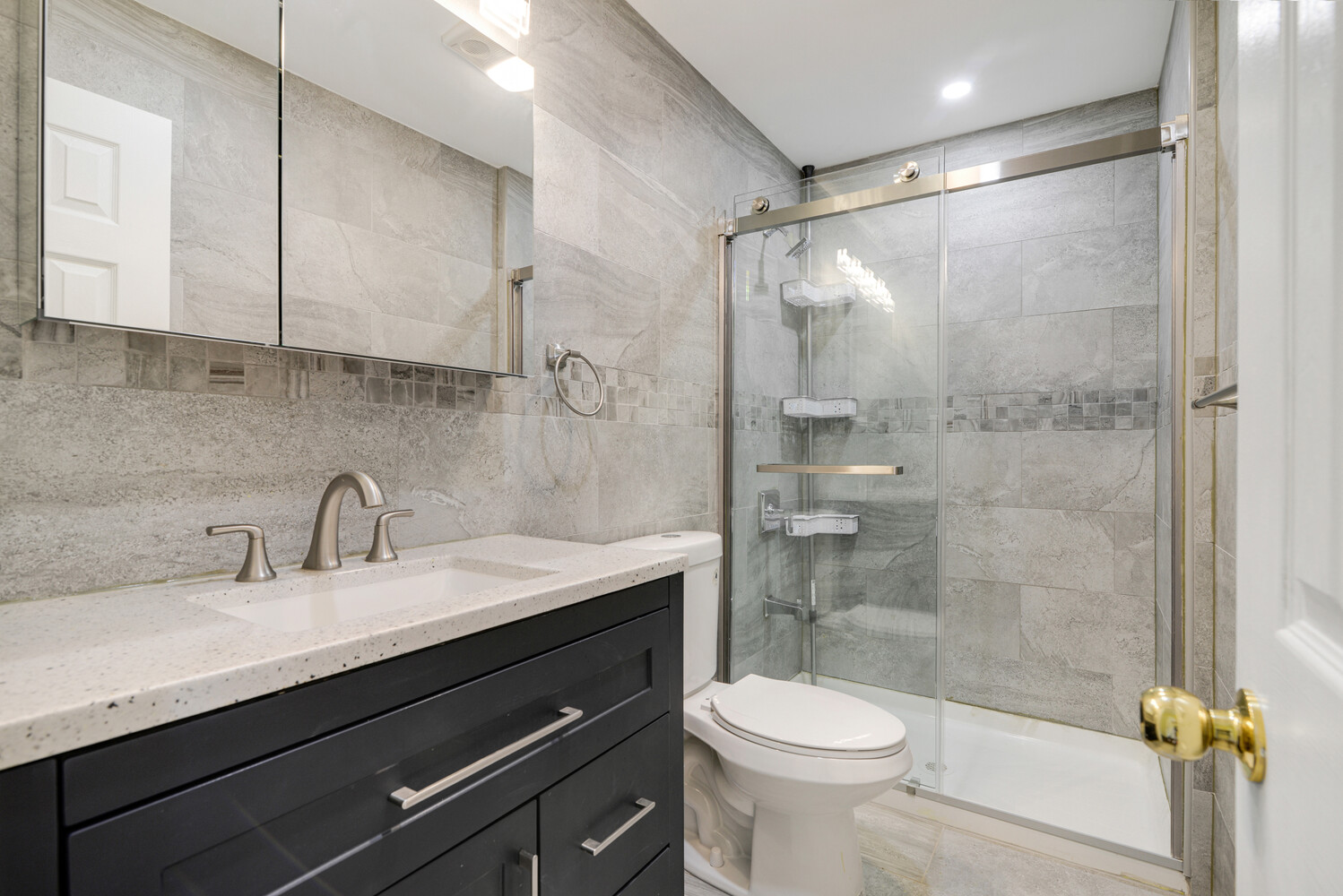 #10 photo, 144-38 87TH Avenue, Briarwood , NY 11435