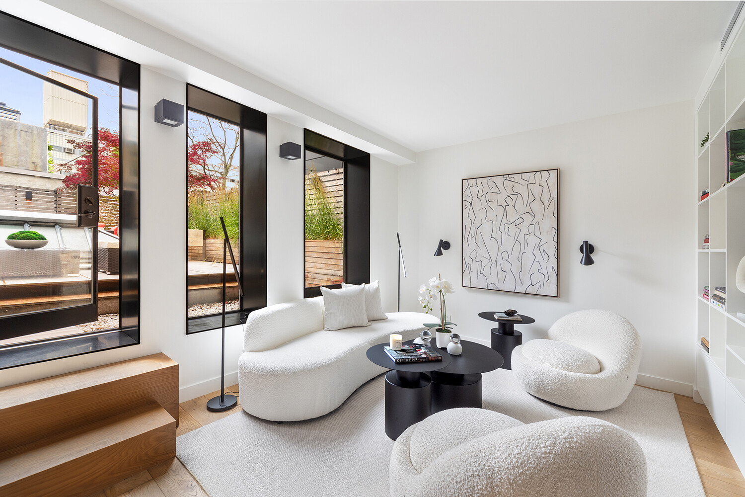 #1 photo, 414 W 51ST Street, मैनहटन Hells Kitchen , NY 10019