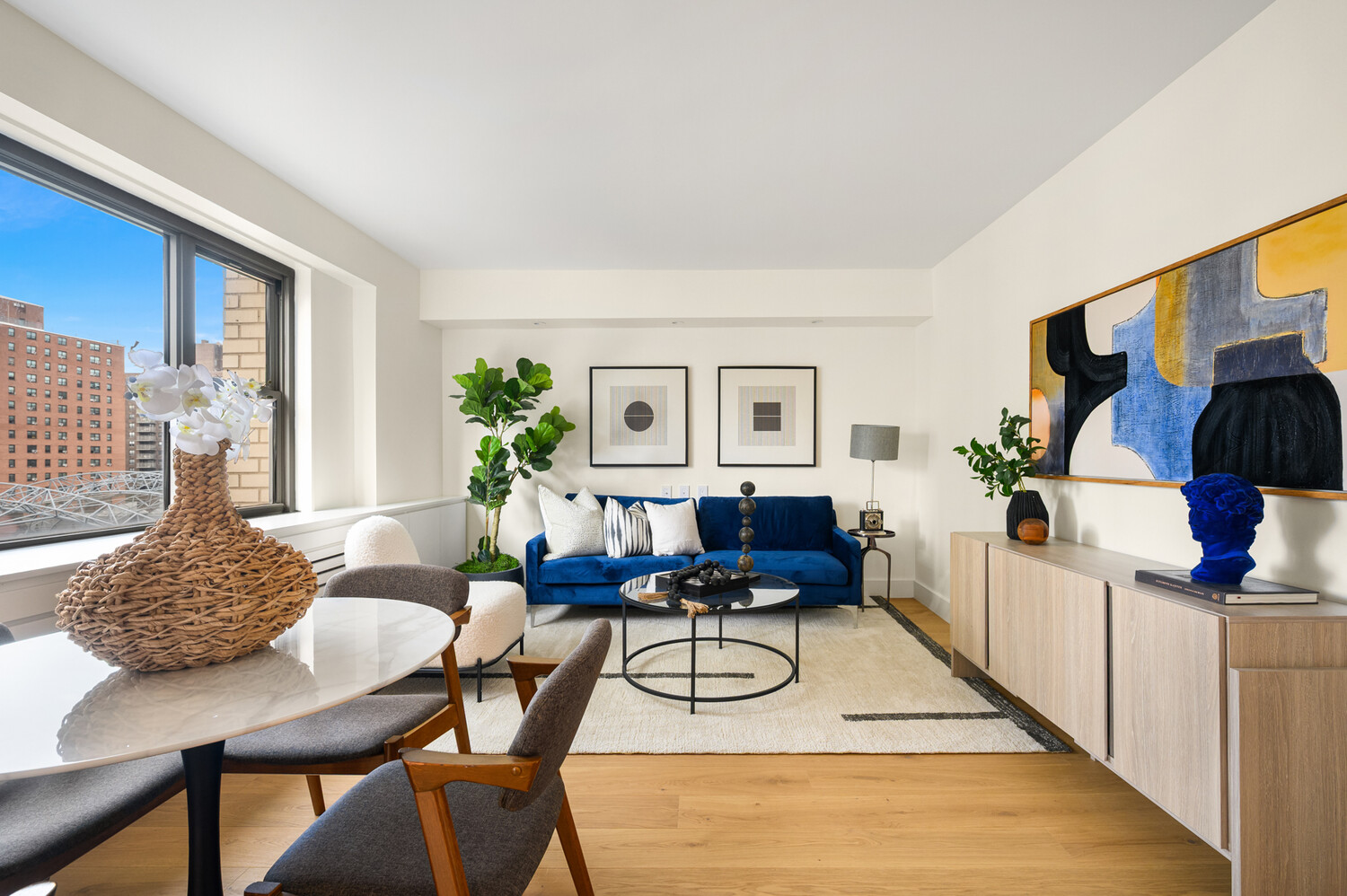 #1 photo, 100 W 93RD Street, मैनहटन Upper West Side , NY 10025