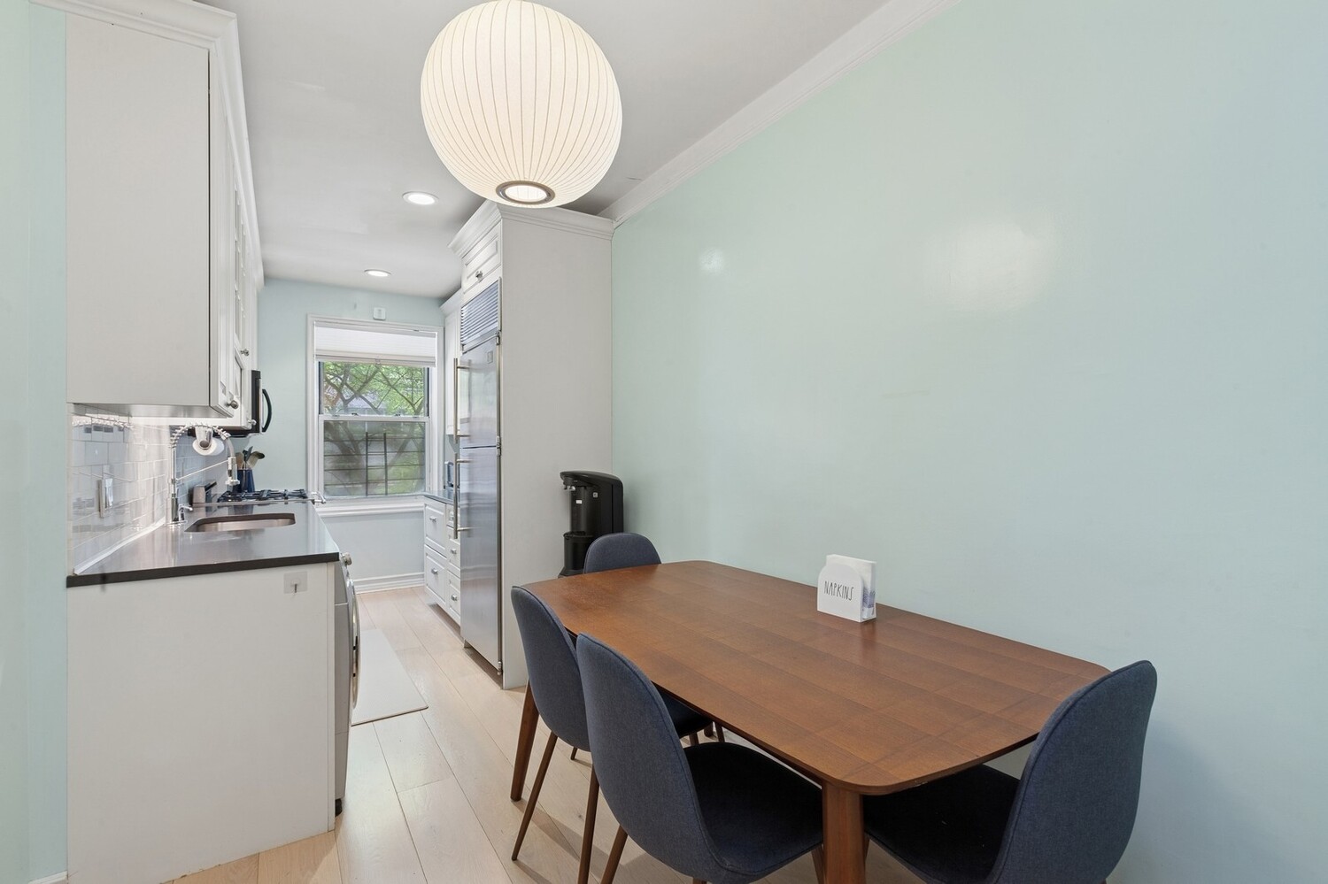 #4 photo, 300 W 53RD Street, Hell's Kitchen , NY 10019