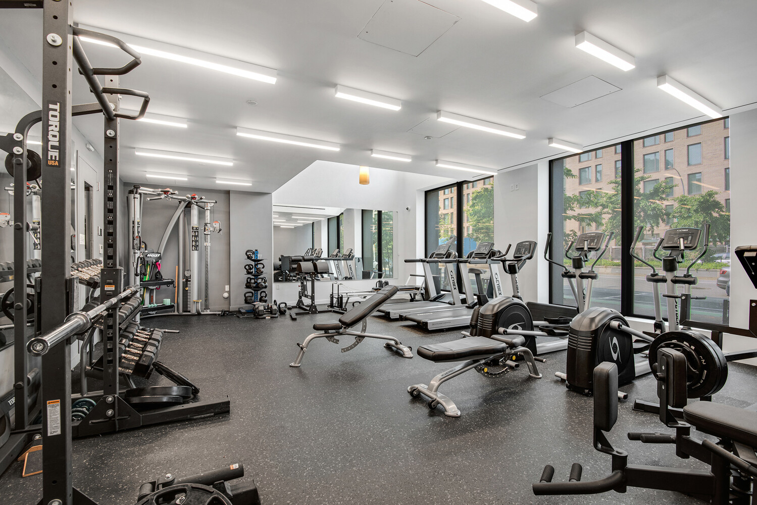 #18 photo, 287 E HOUSTON Street, Lower East Side , NY 10002