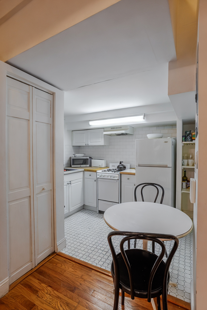 #10 photo, 274 E 10TH Street, East Village , NY 10009