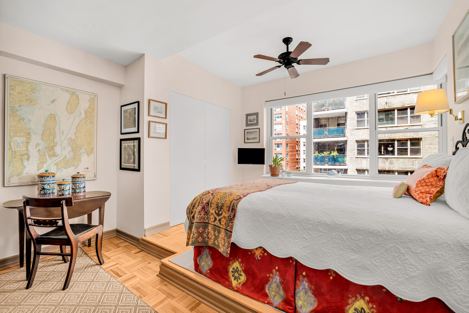 #7 photo, 215 E 79TH Street, Yorkville , NY 10075