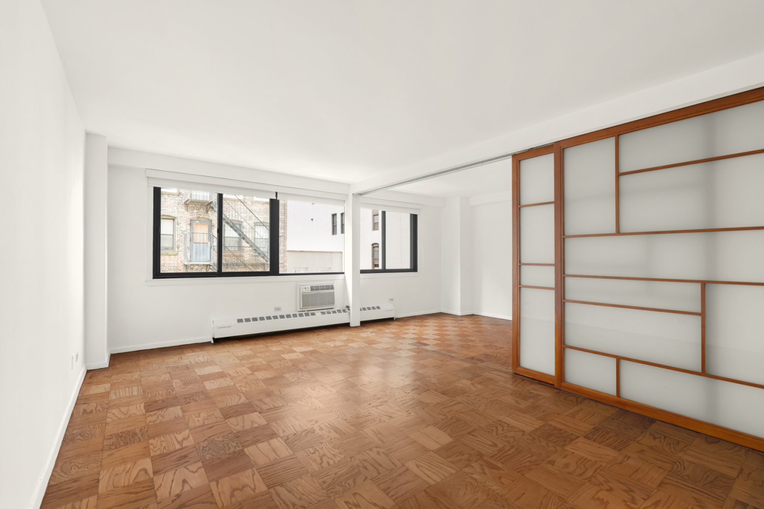 #12 photo, 16 W 16TH Street, Flatiron , NY 10011