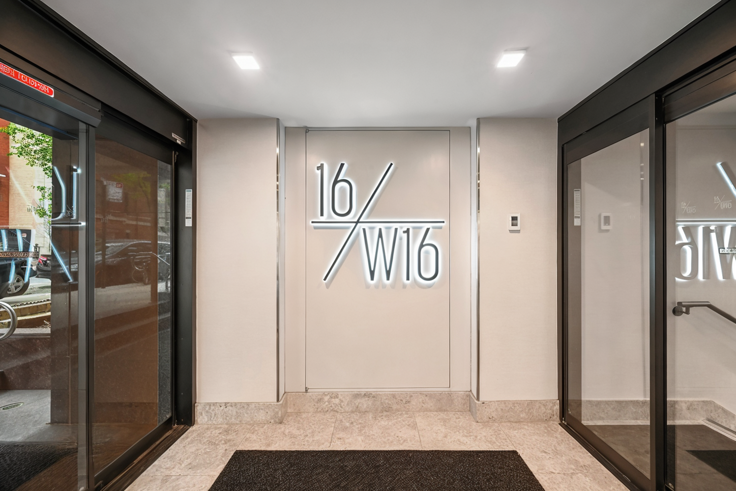 #18 photo, 16 W 16TH Street, Flatiron , NY 10011