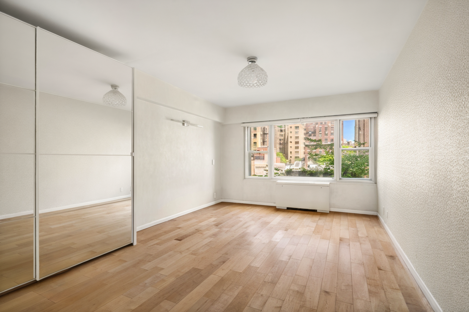 #12 photo, 118 E 60TH Street, Lenox Hill , NY 10022