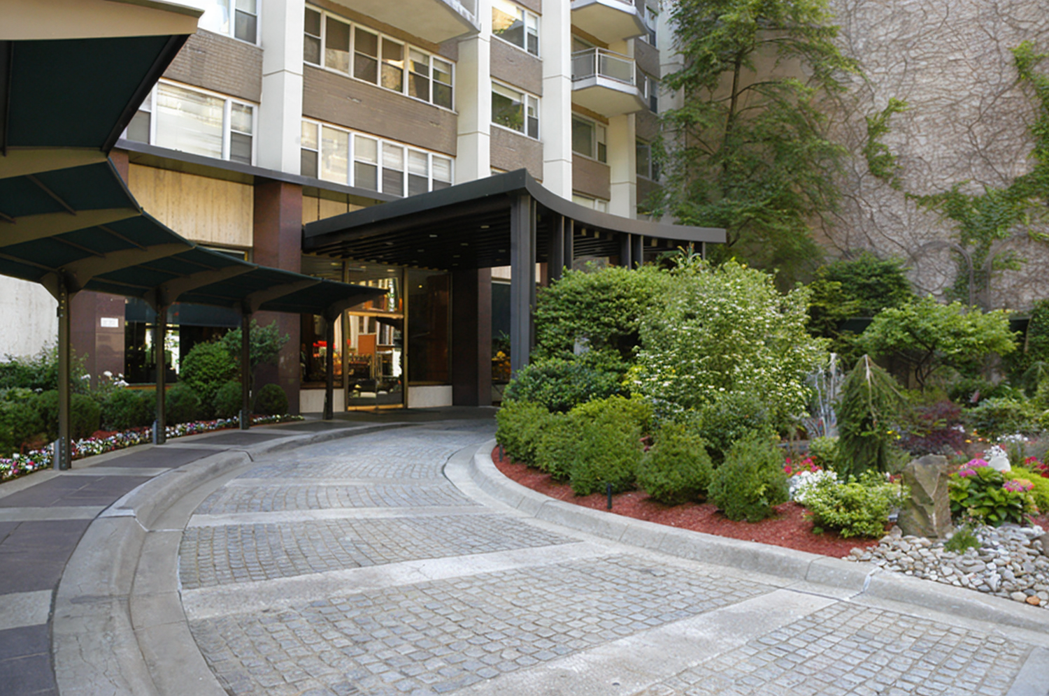 #15 photo, 118 E 60TH Street, Lenox Hill , NY 10022