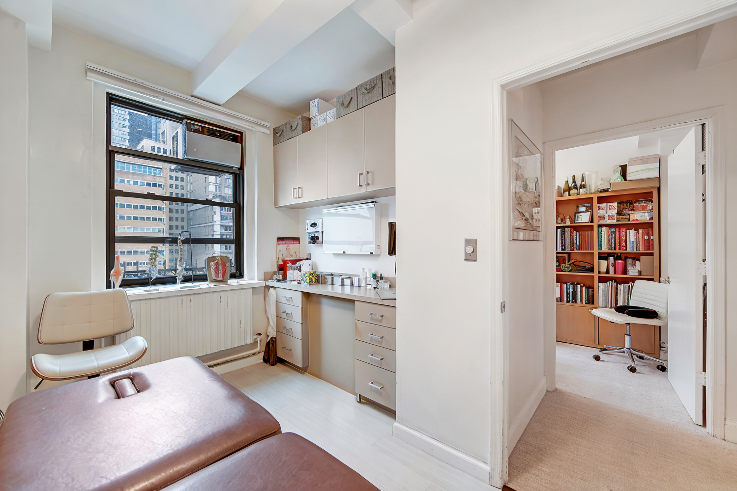 #6 photo, 115 E 61ST Street, Lenox Hill , NY 10065