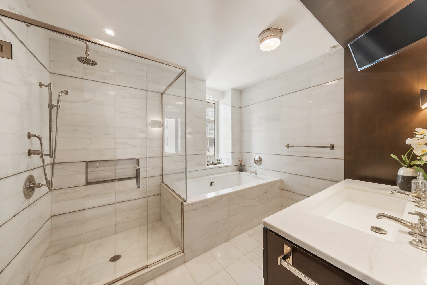 #6 photo, 151 E 85TH Street, Upper East Side , NY 10028