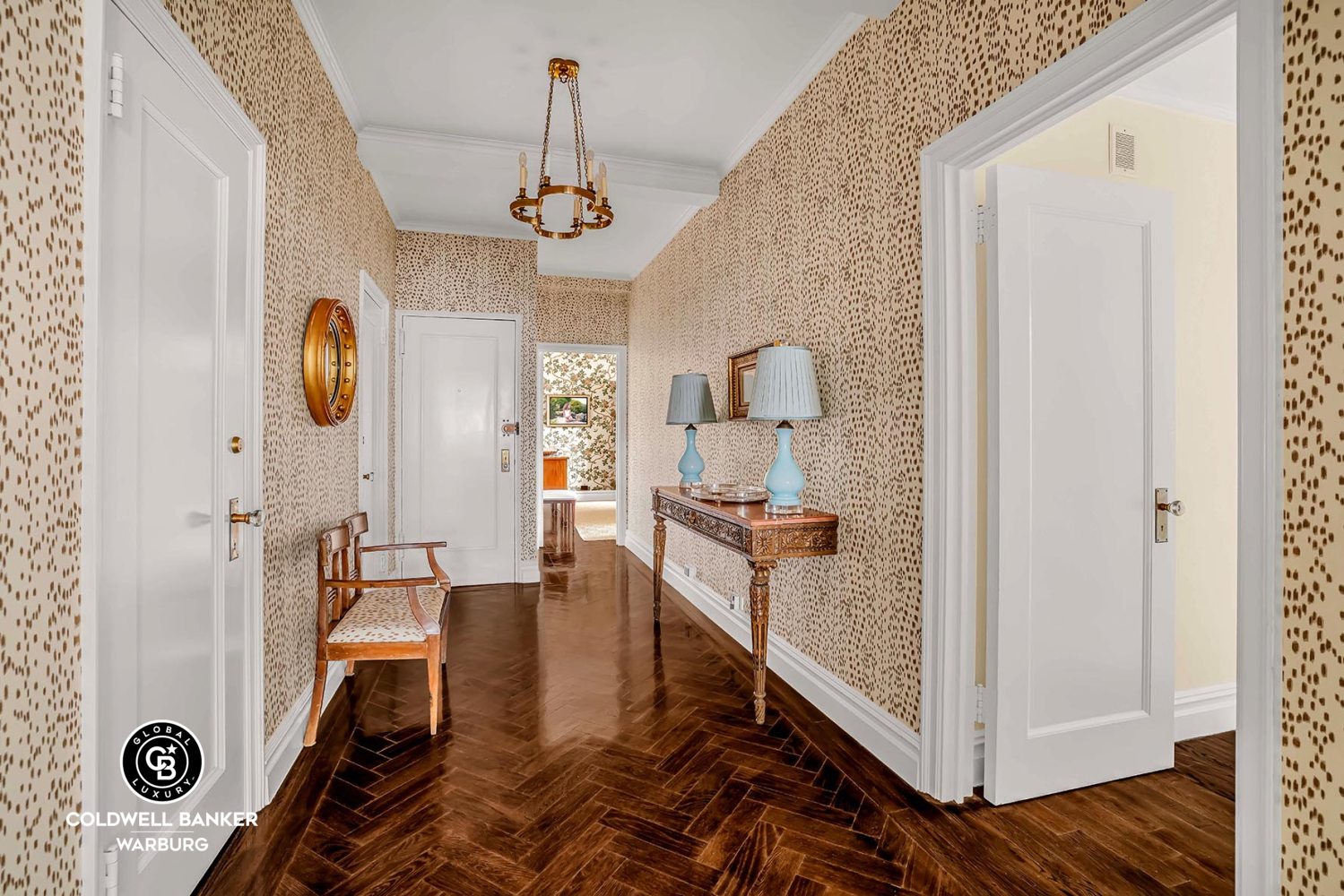 #13 photo, 215 E 72ND Street, Lenox Hill , NY 10021