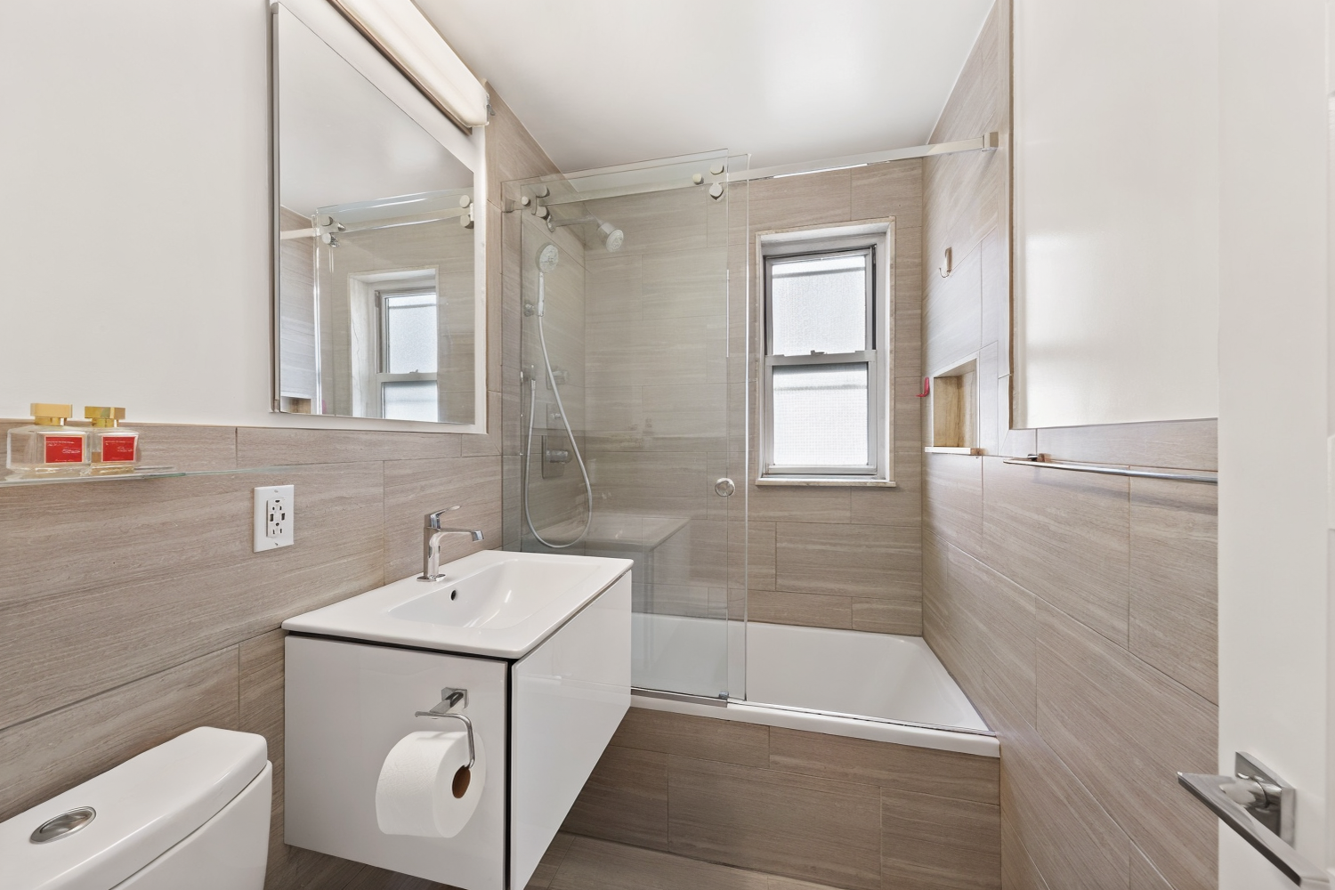 #10 photo, 201 E 36TH Street, Murray Hill , NY 10016