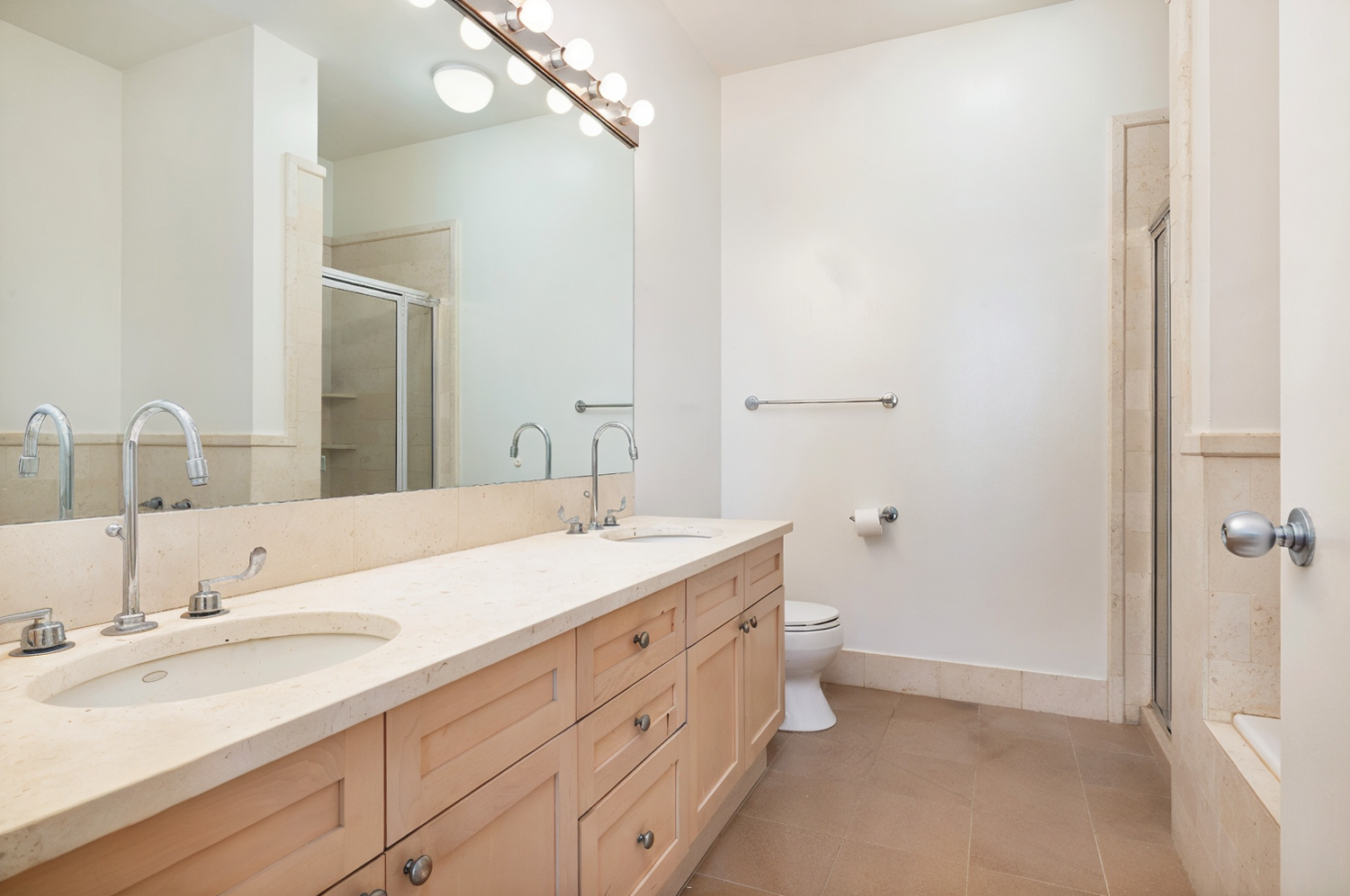 #12 photo, 252 7TH Avenue, Chelsea , NY 10001