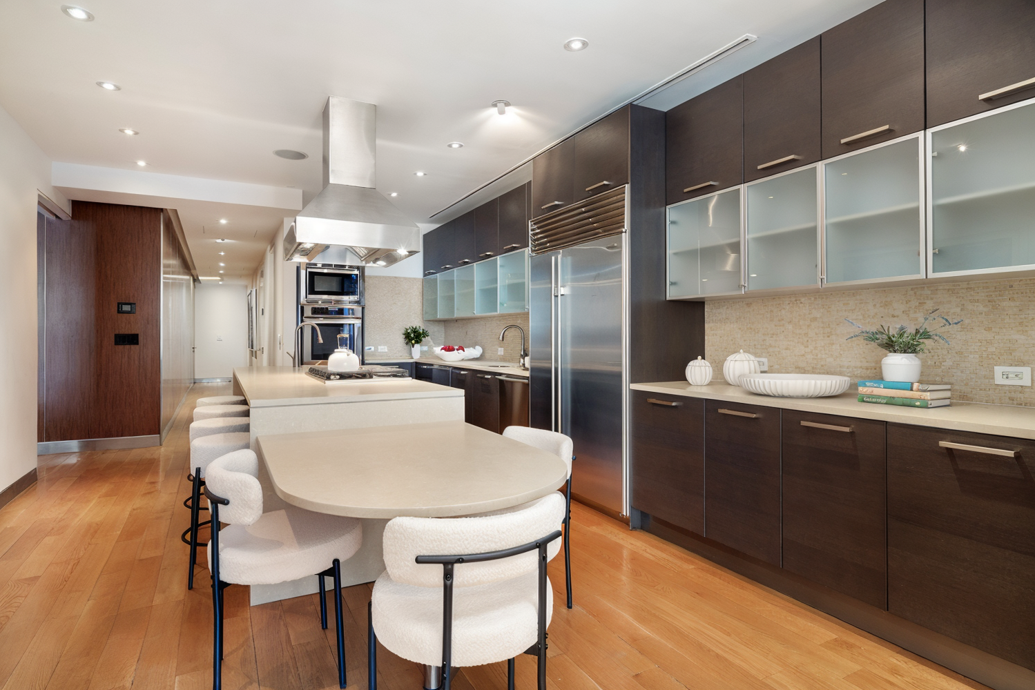 #5 photo, 157 E 84TH Street, Upper East Side , NY 10028