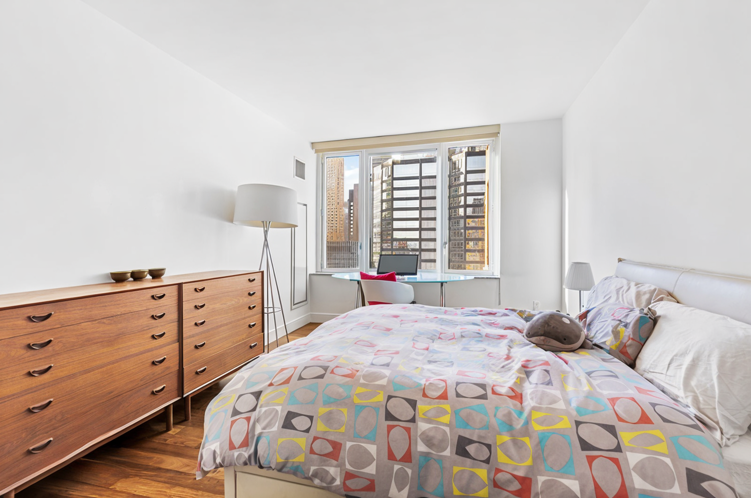 #9 photo, 250 E 53RD Street, Turtle Bay , NY 10022