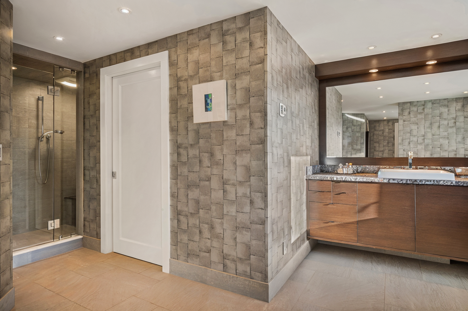 #8 photo, 190 E 72ND Street, Lenox Hill , NY 10021