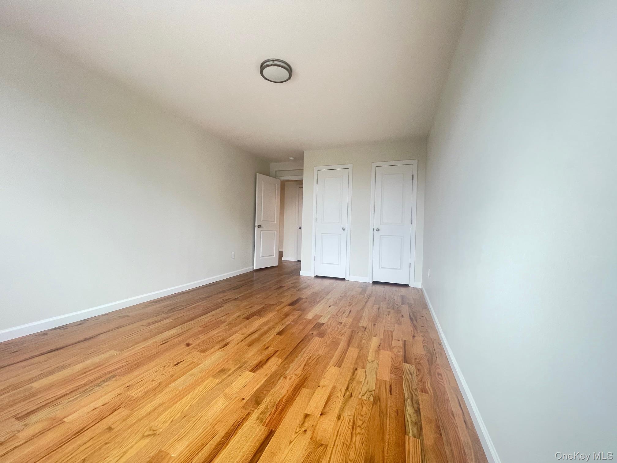 #5 photo, 5930 108th Street, クイーンズ区 Corona , NY 11368