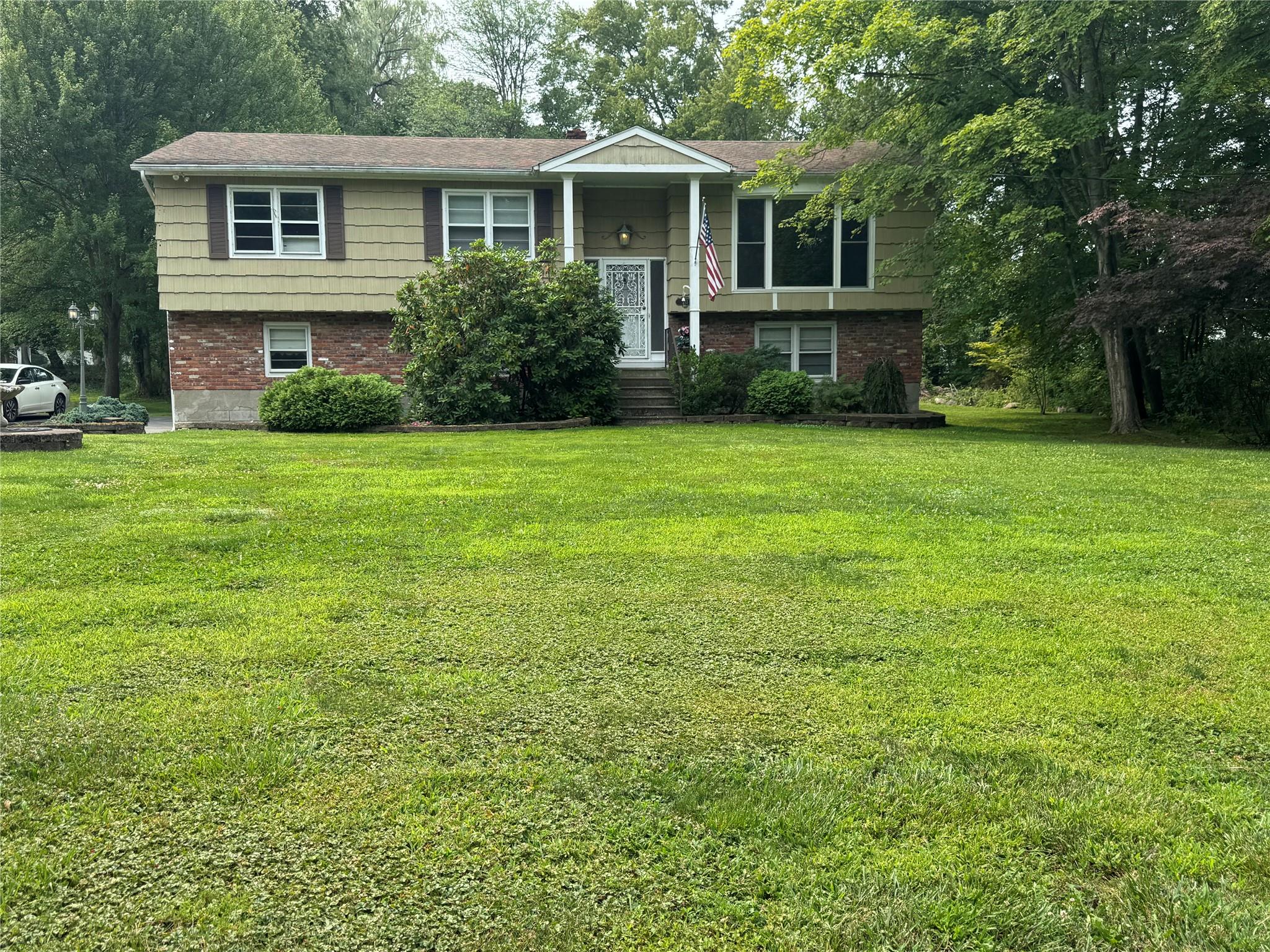 #1 photo, 553 Cross Hill Lane, Carmel , NY 10541