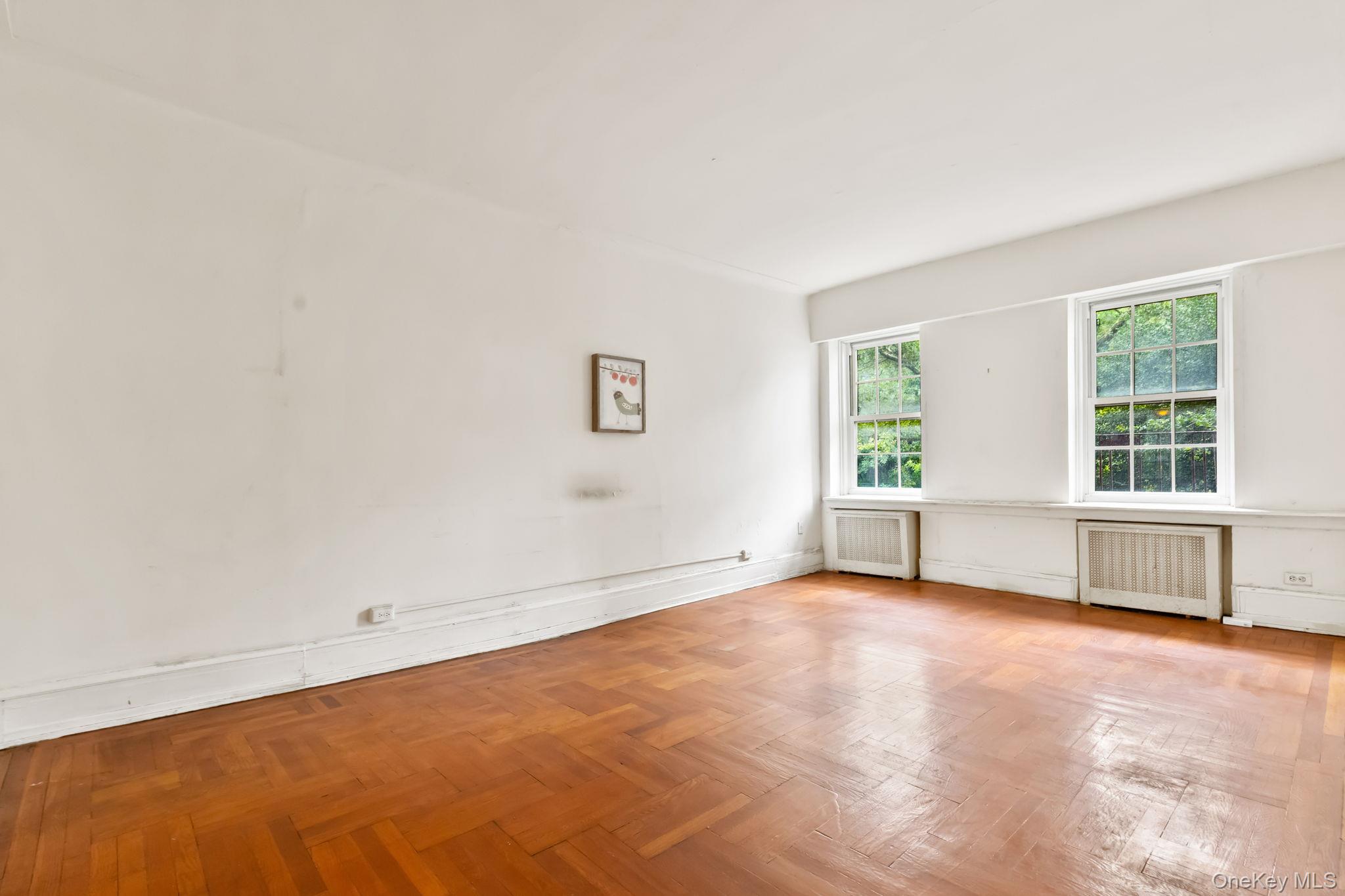 #9 photo, 525 W 238th Street, Bronx , NY 10463