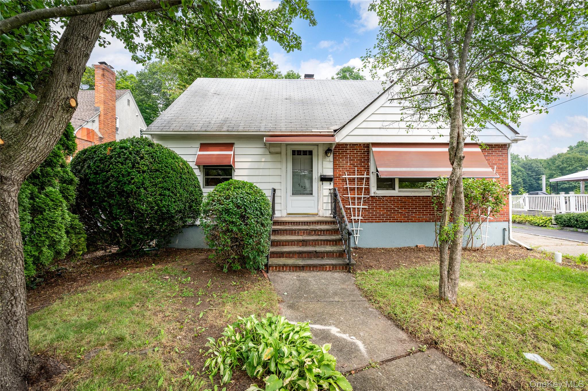 #1 photo, 962 Pemart Avenue, Peekskill , NY 10566