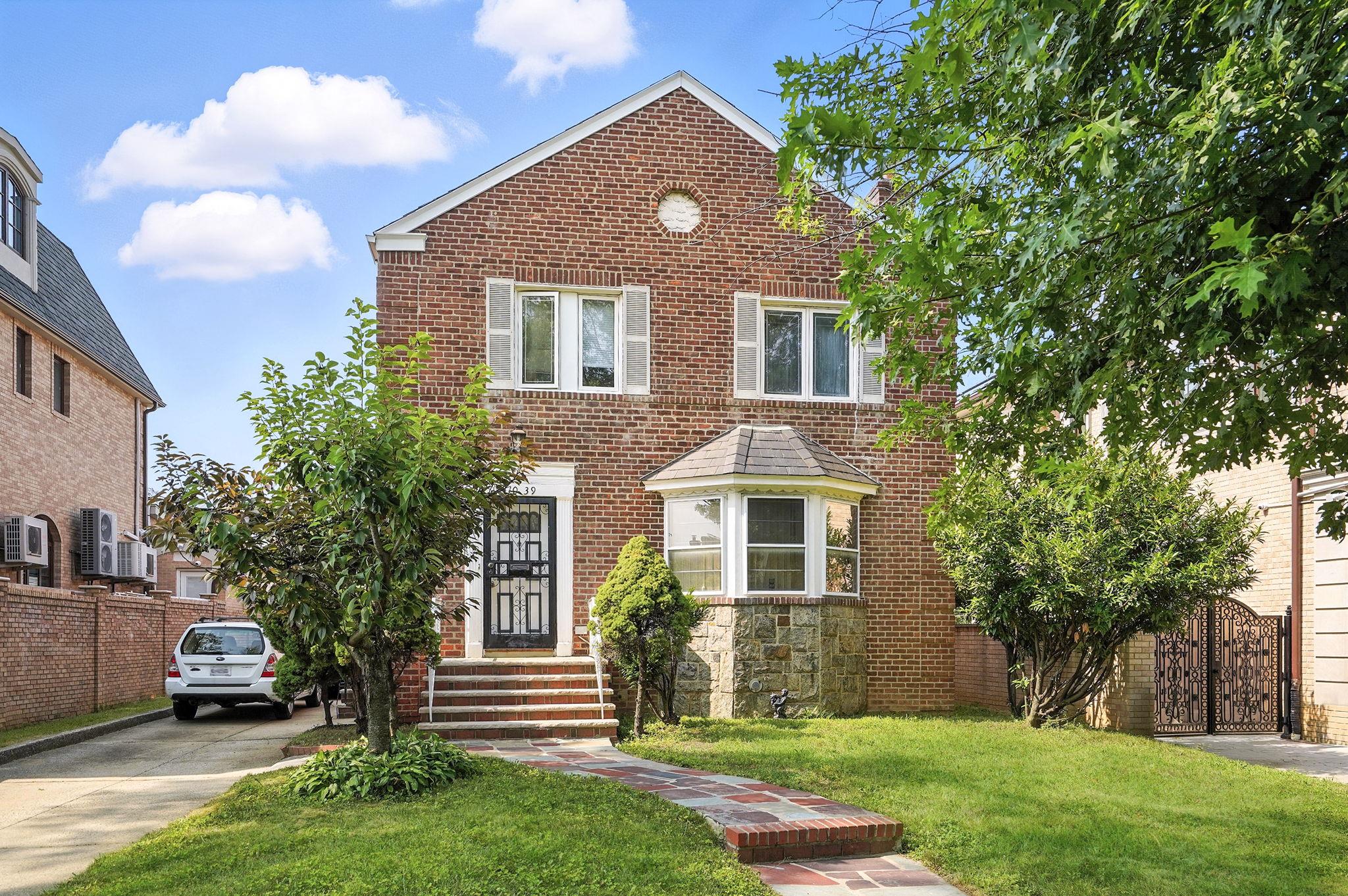 #12 photo, 110-39 67 Drive, Forest Hills , NY 11375