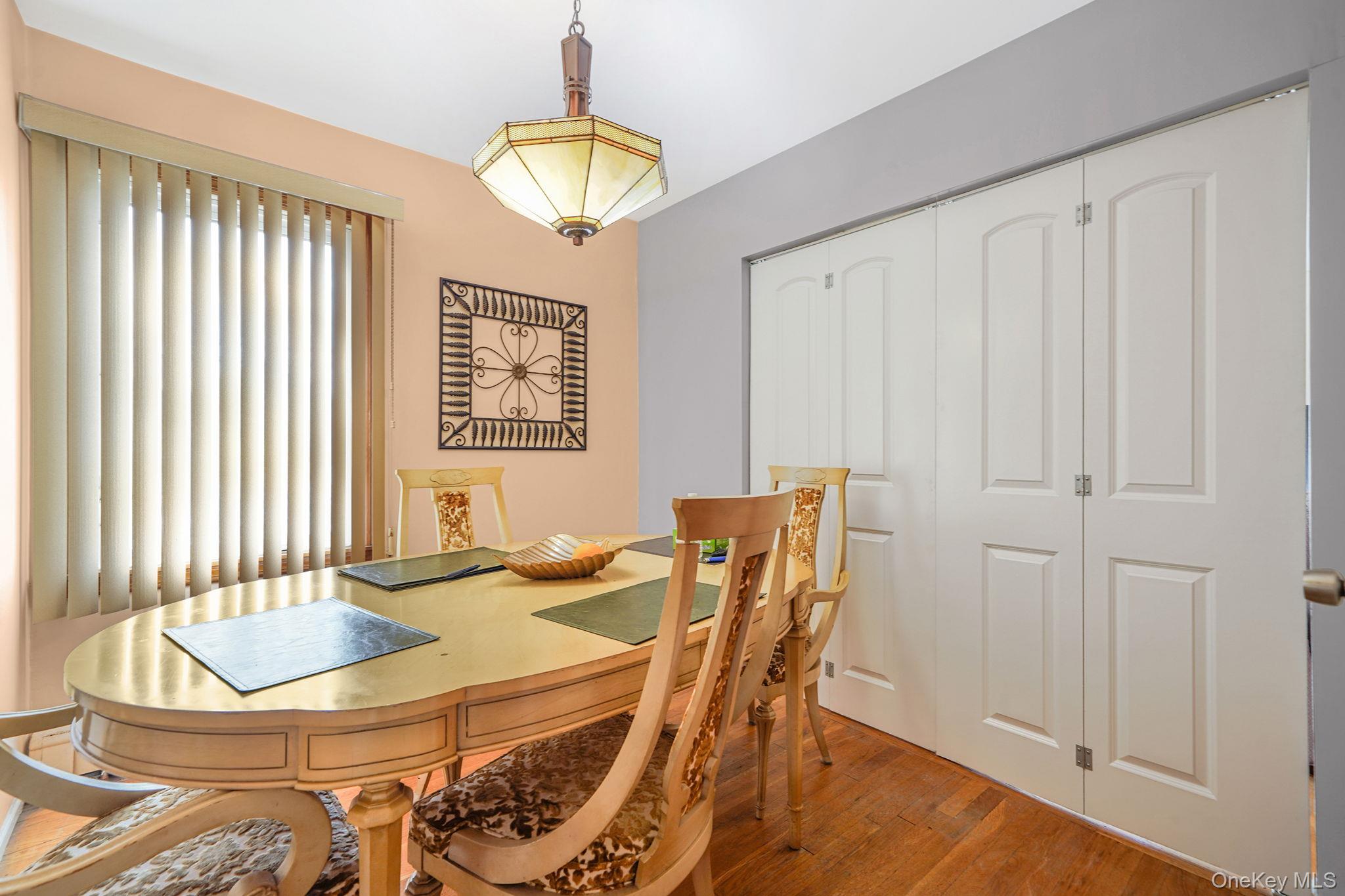 #13 photo, 1080 N Broadway, Massapequa , NY 11758