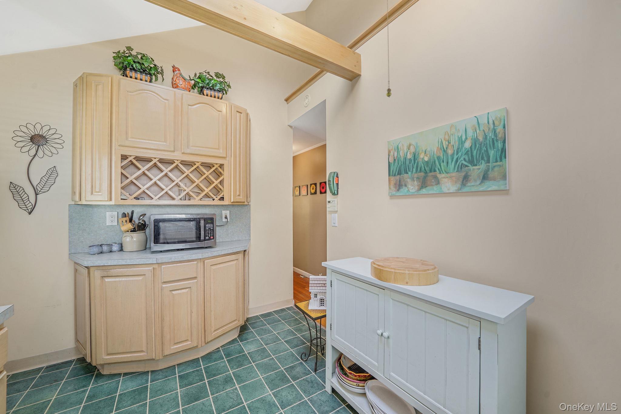 #16 photo, 1080 N Broadway, Massapequa , NY 11758