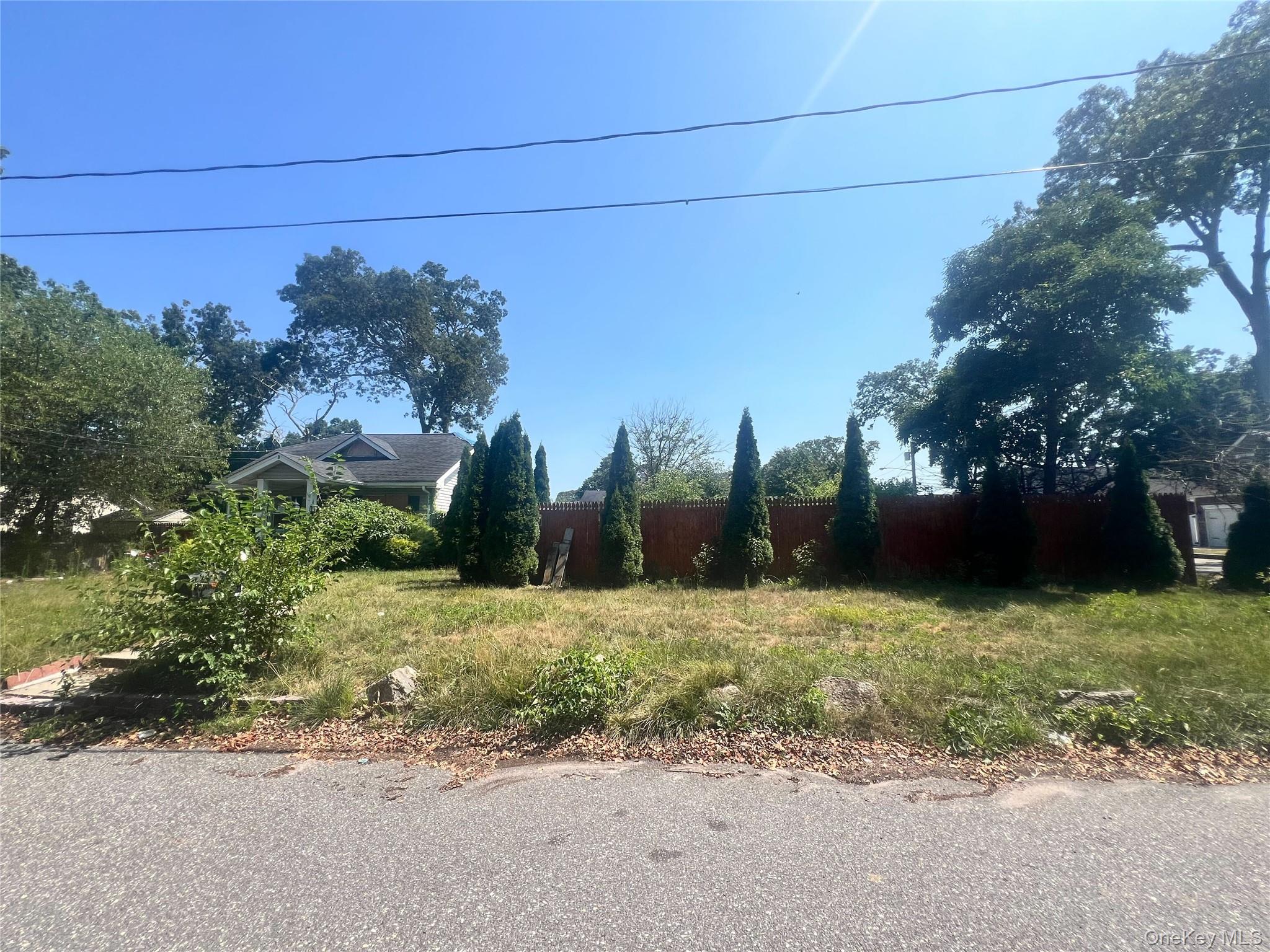 #1 photo, 28 Lakeview Court, Ronkonkoma , NY 11779