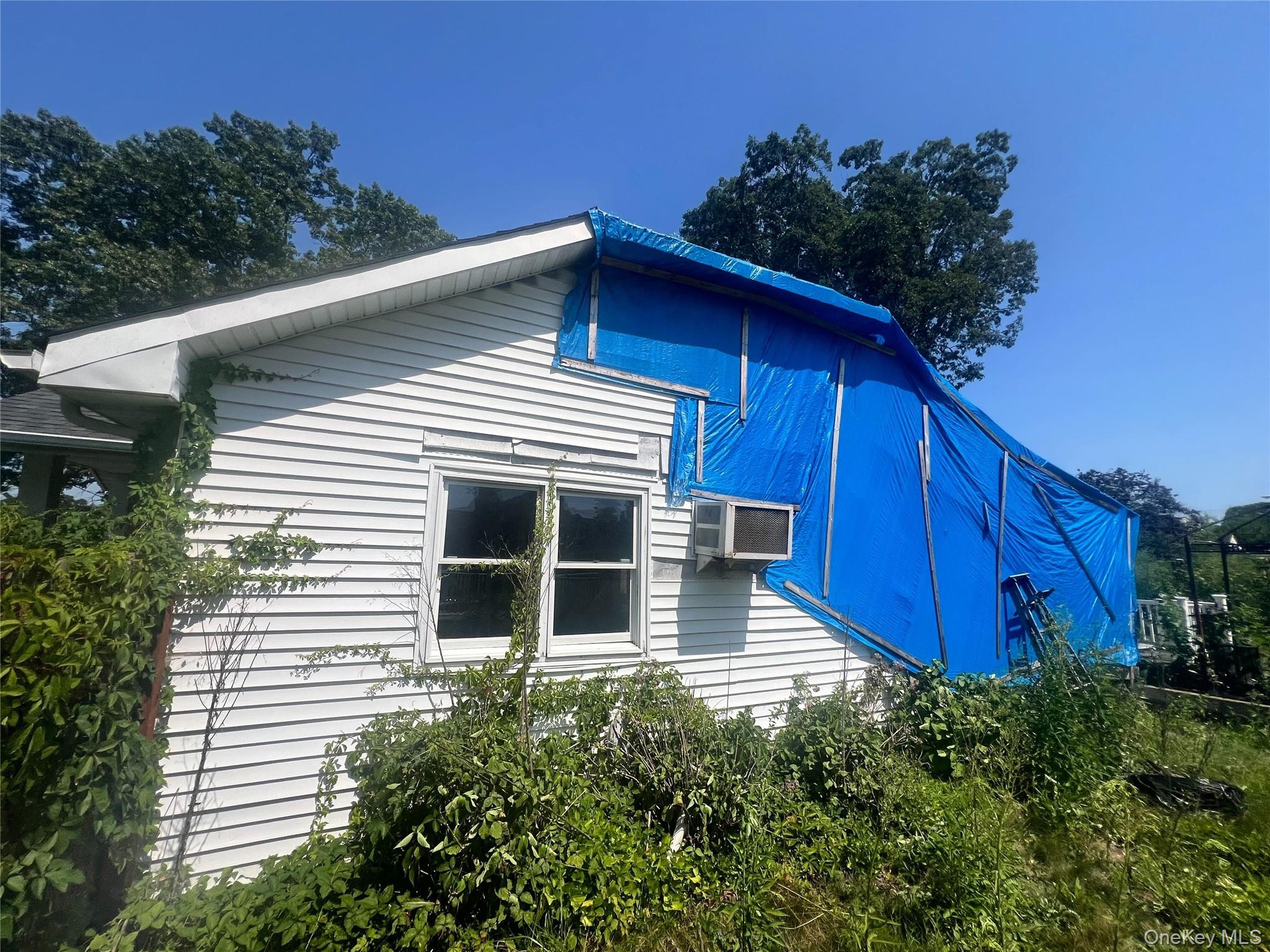 #2 photo, 28 Lakeview Court, Ronkonkoma , NY 11779