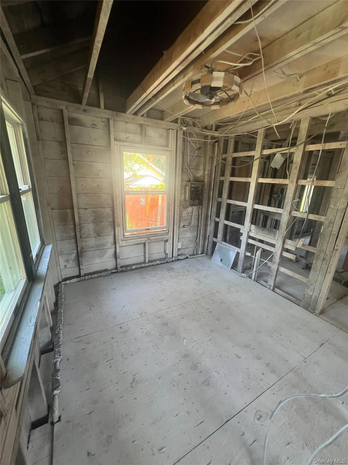 #3 photo, 28 Lakeview Court, Ronkonkoma , NY 11779