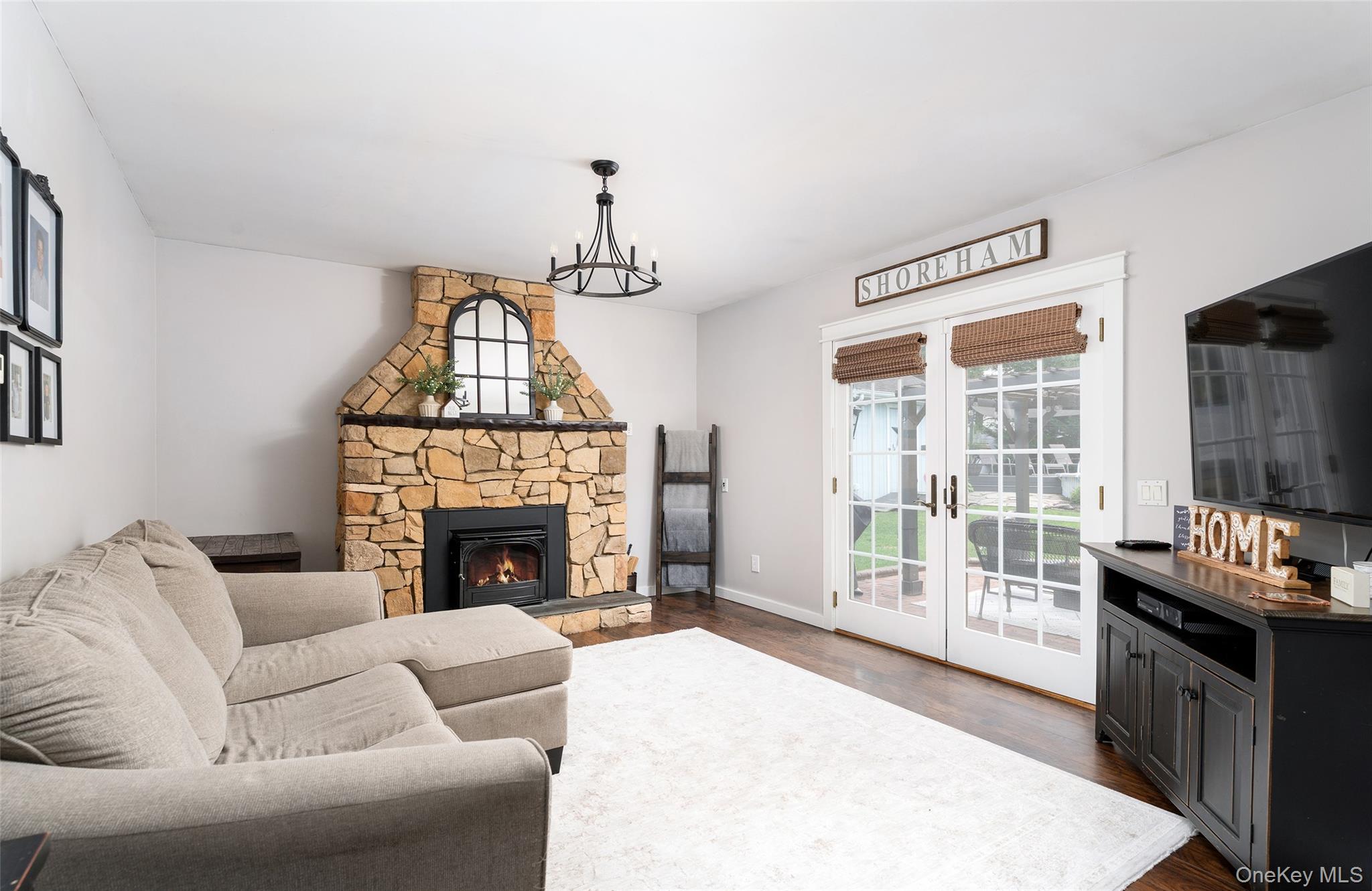 #13 photo, 8 Miller Avenue, Shoreham , NY 11786