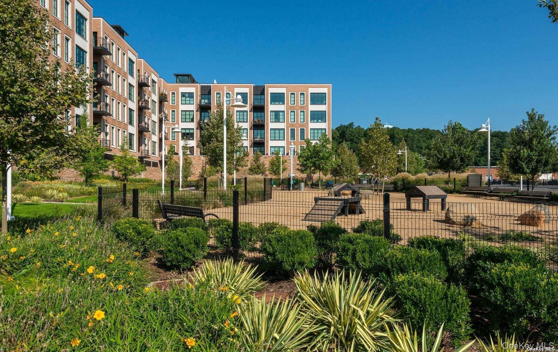 #16 photo, 100 Garvies Point Road, ナッソー郡 Glen Cove , NY 11542