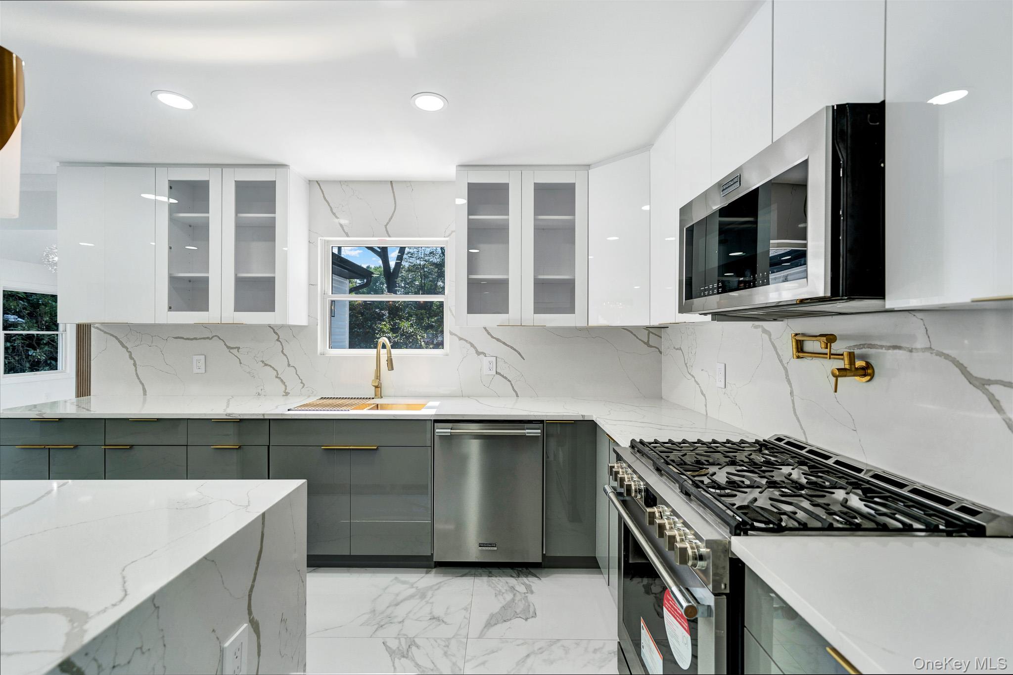 #19 photo, 63 Oak Avenue, サフォーク郡 Huntington Station , NY 11746