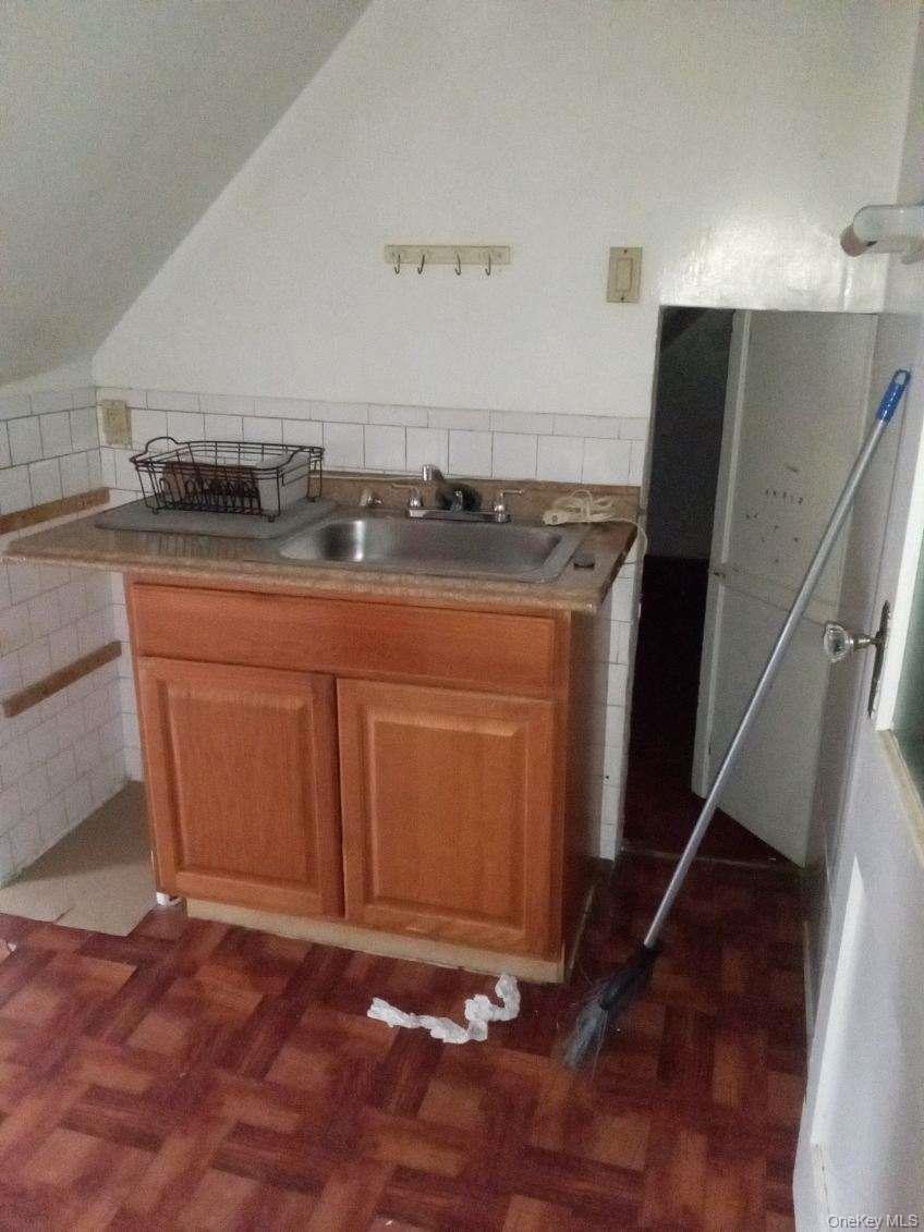 #13 photo, 8616 90th Street, Woodhaven , NY 11421