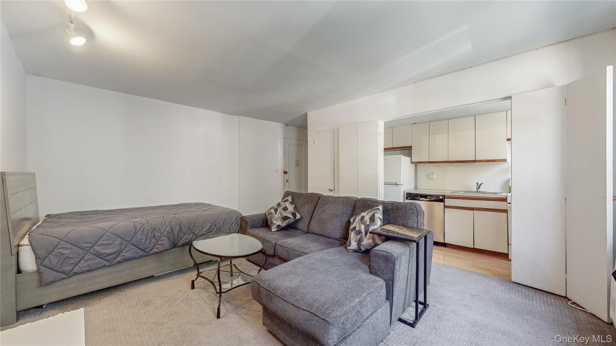 #12 photo, 215-28 47th Avenue, クイーンズ区 Bayside , NY 11361