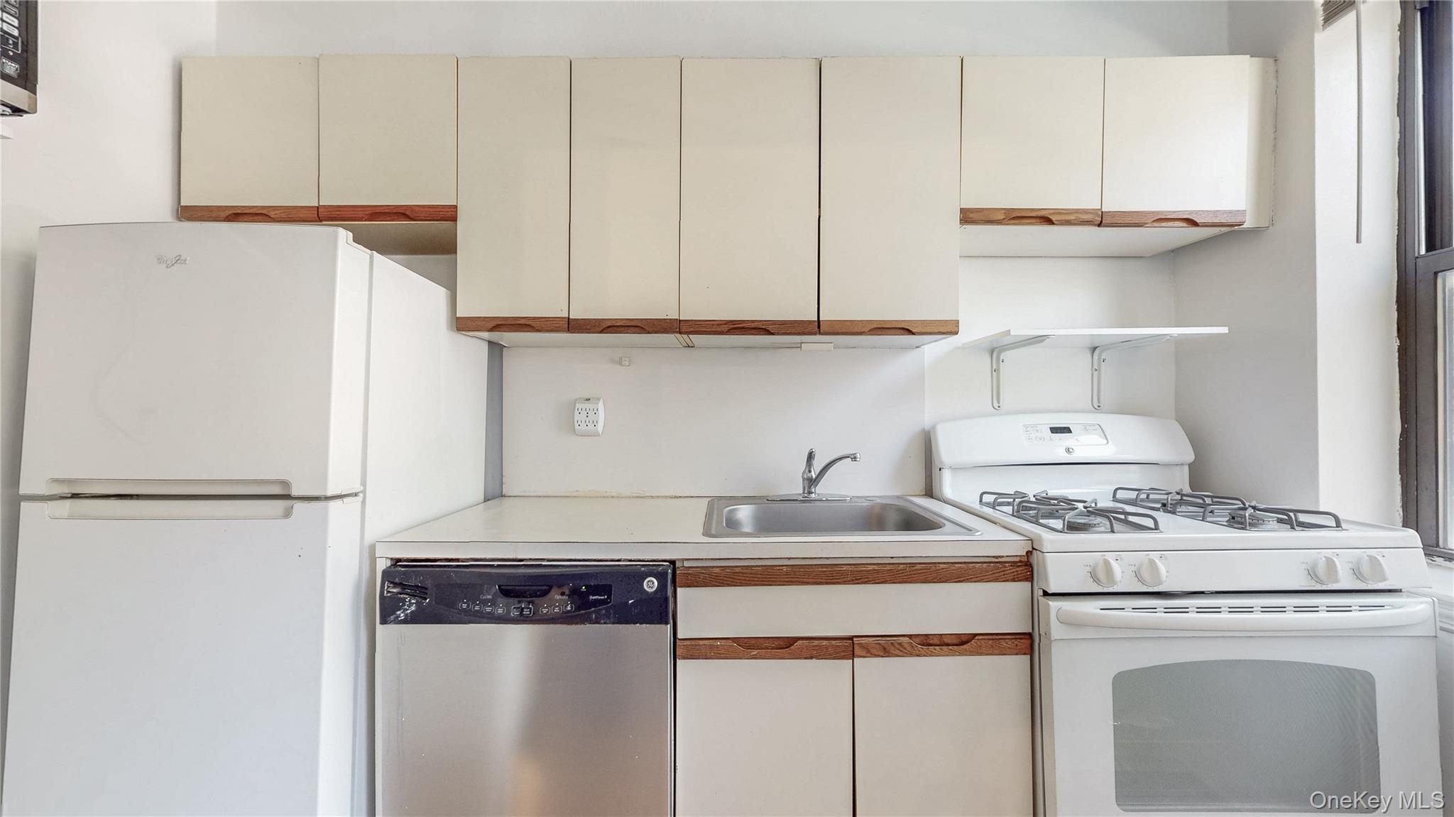 #9 photo, 215-28 47th Avenue, クイーンズ区 Bayside , NY 11361