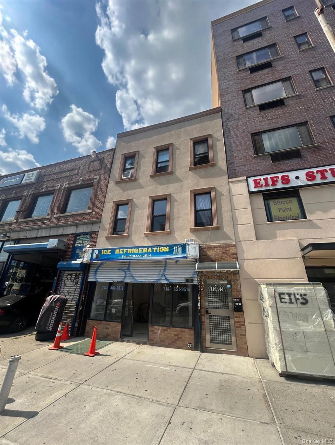 #1 photo, 10605 Northern Boulevard, クイーンズ区 Corona , NY 11368