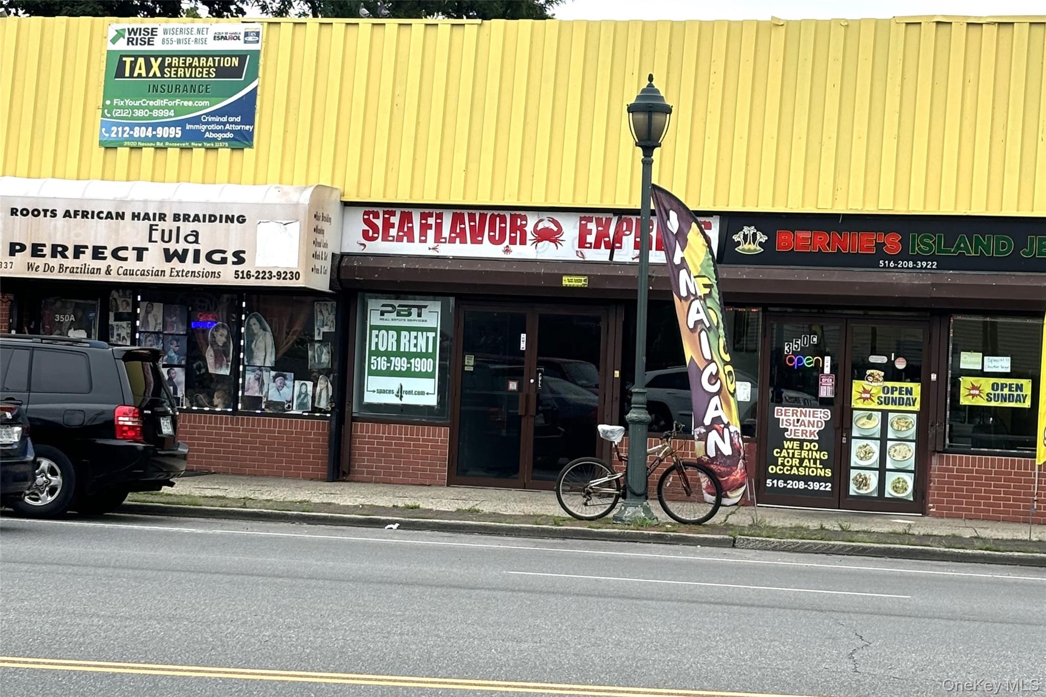 #1 photo, 350D Nassau Road, ナッソー郡 Roosevelt , NY 11575