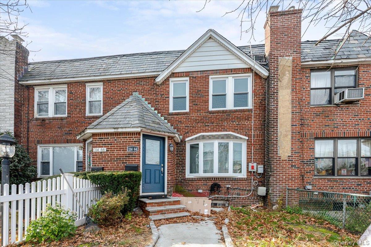 #1 photo, 114-64 198th Street, كوينز Saint Albans , NY 11412